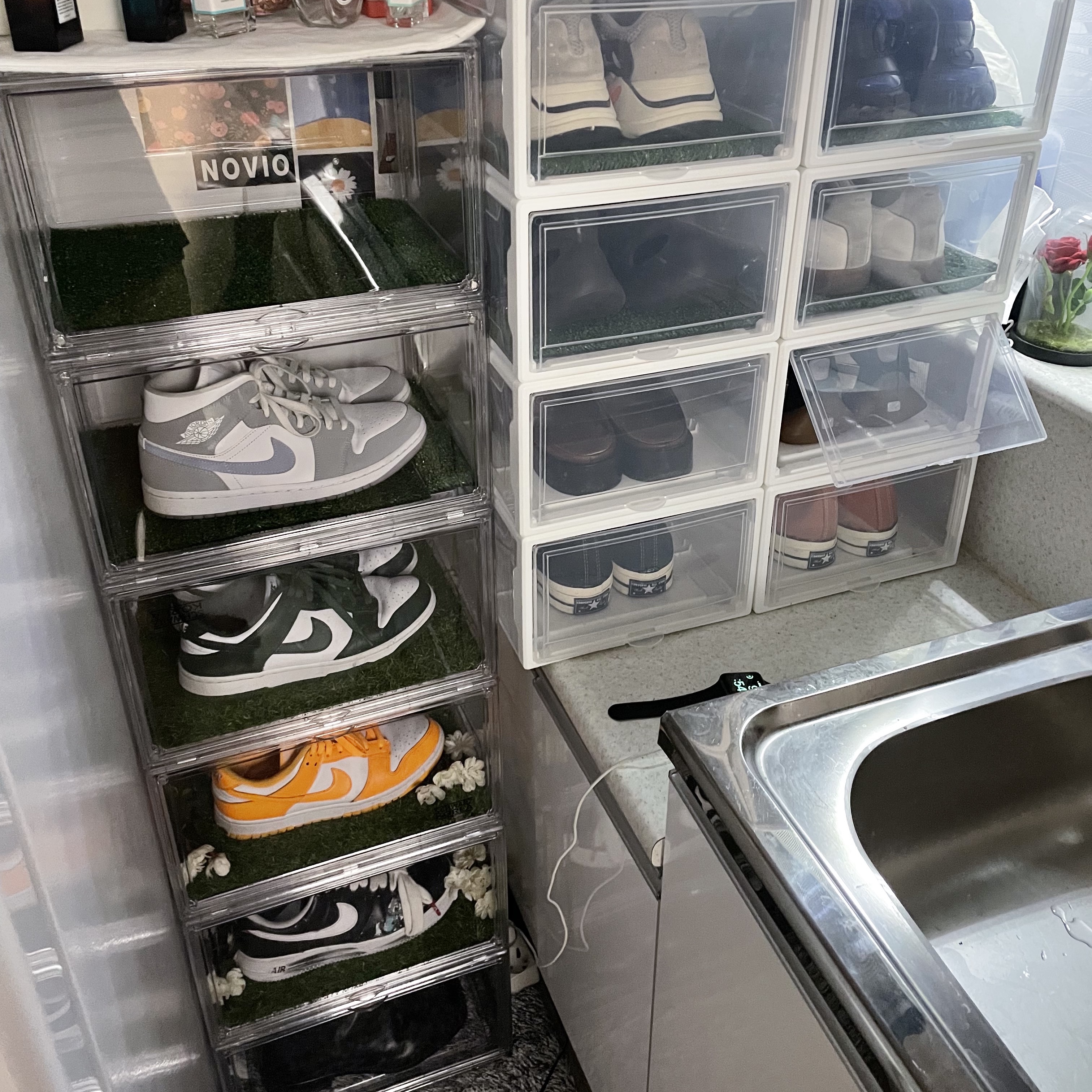 (W) Jordan 1 Mid Wolf Grey, Nike Dunk Low Retro Varsity Green 착용 스타일