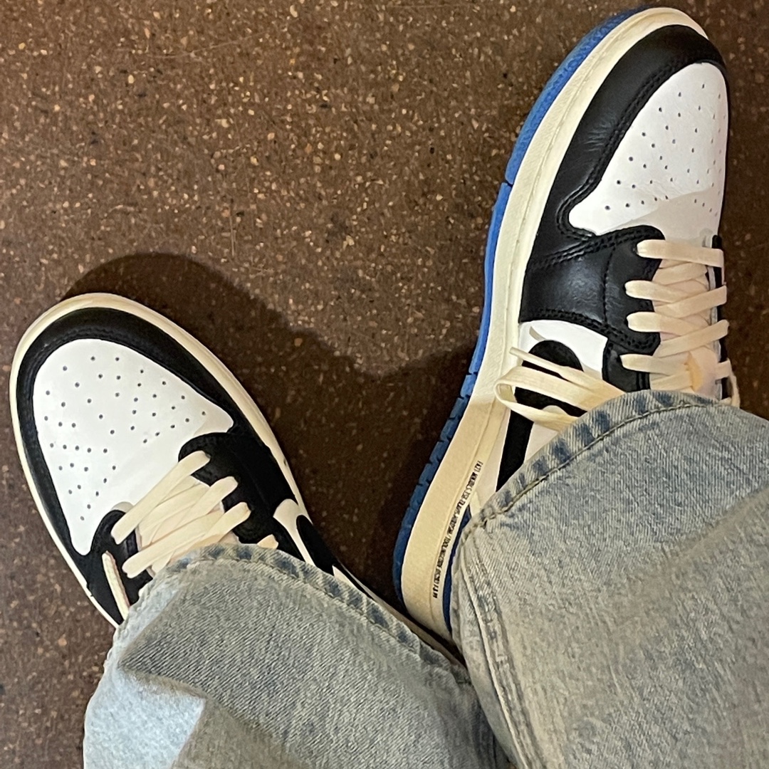 Jordan 1 x Travis Scott x Fragment Retro Low OG SP Military Blue 착용 스타일