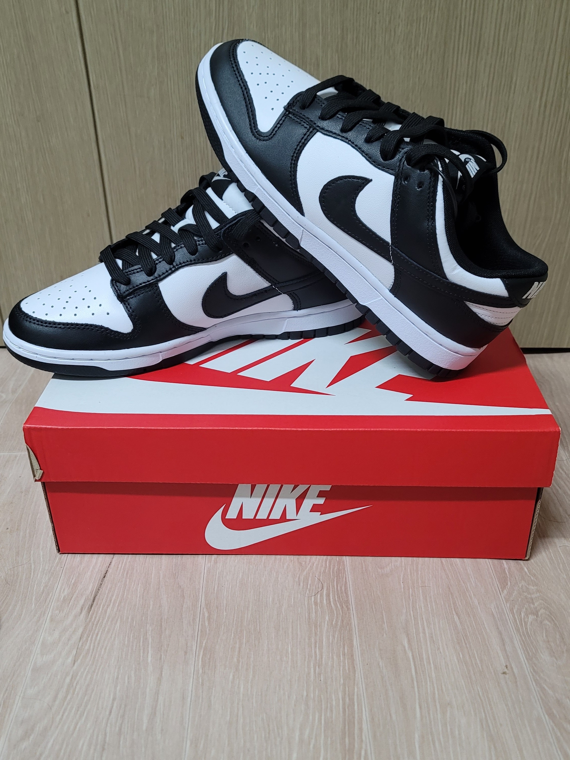 Nike Dunk Low Retro Black 착용 스타일 - 3