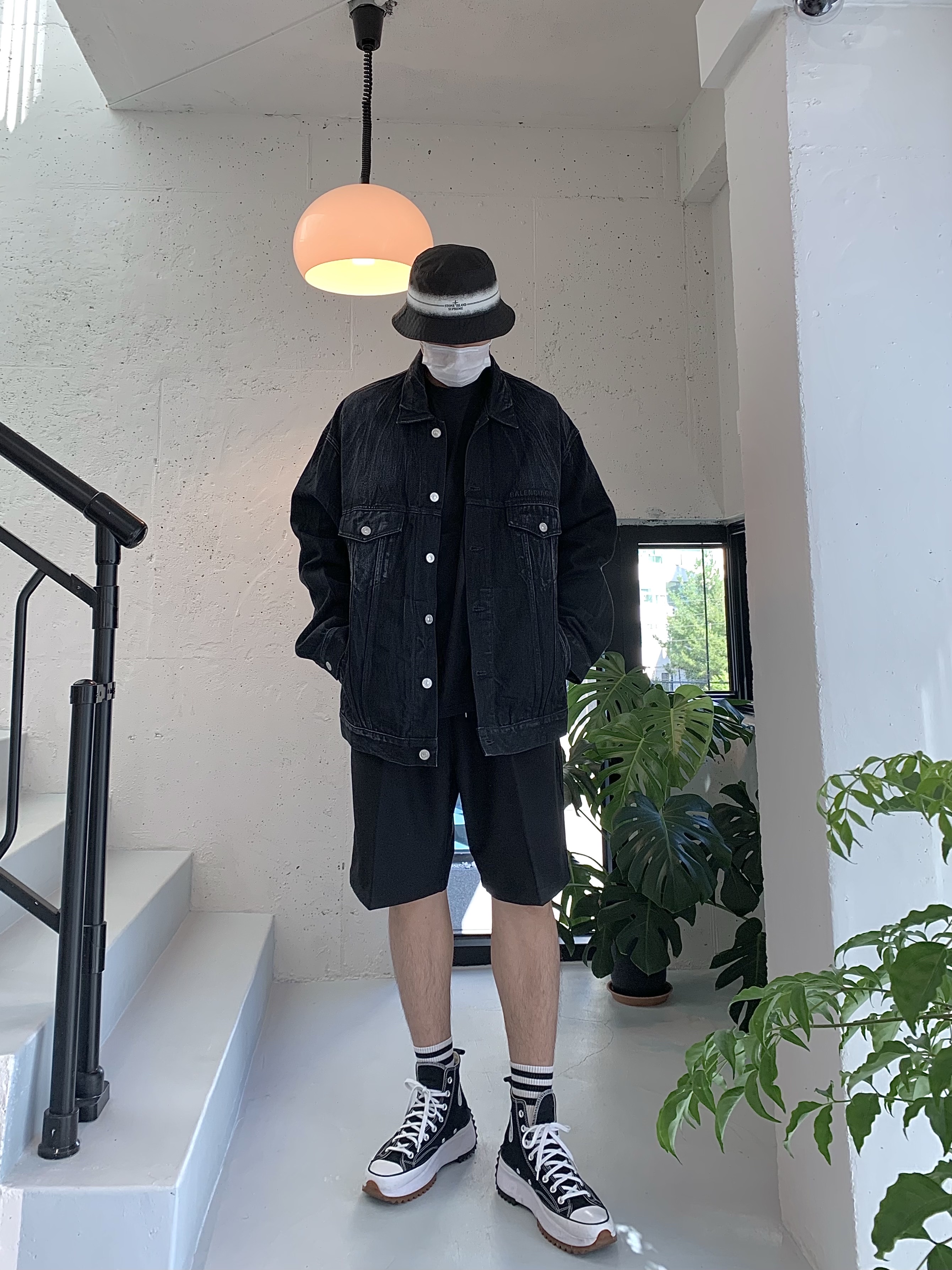 Supreme x Stone Island Stripe Crusher Black - 22SS, Balenciaga Cities Paris Large Fit Japanese Denim Jacket Black 착용 스타일 - 2