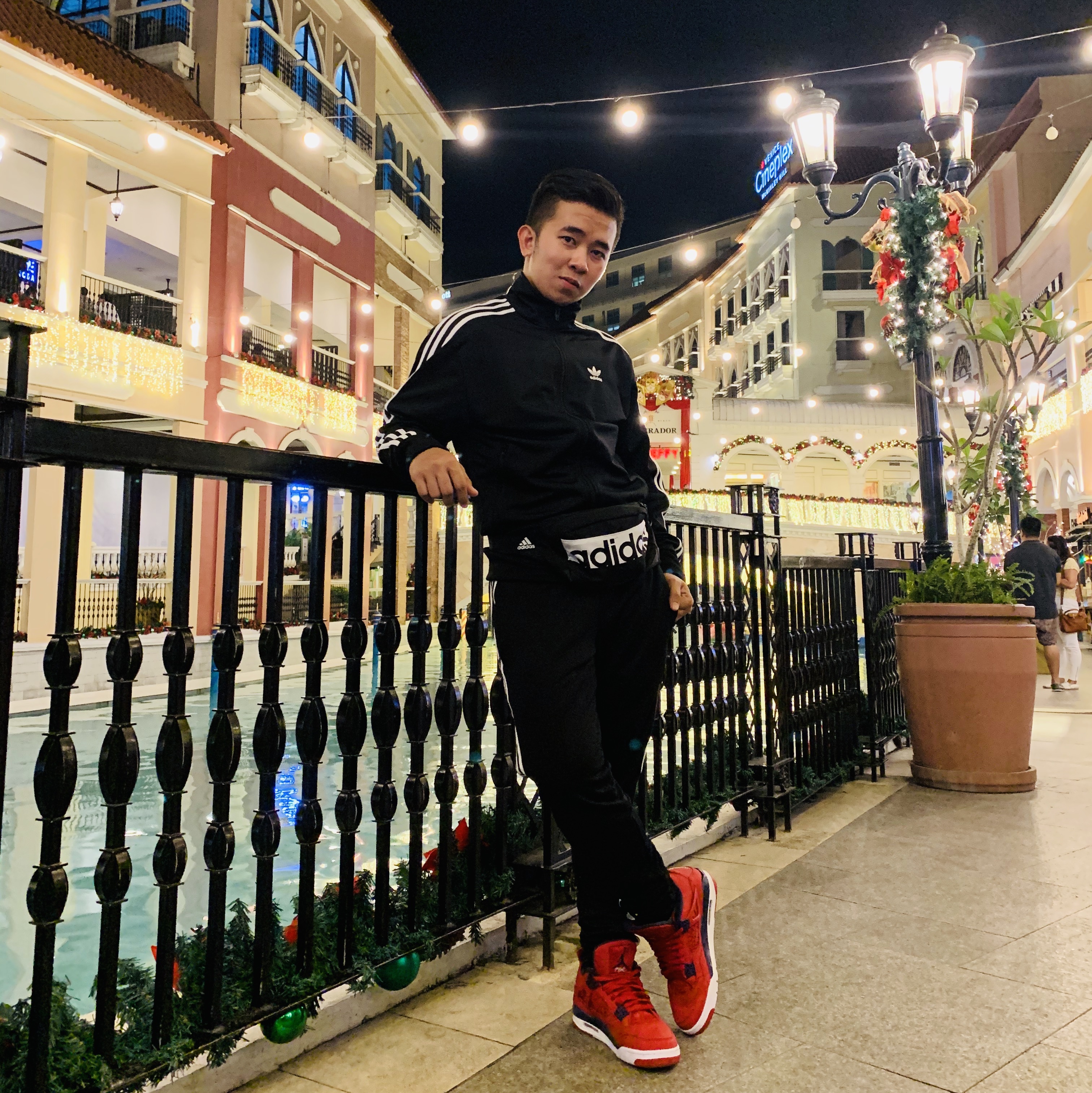 Palace x Adidas Firebird Track Pants Black - 20FW, Palace x Adidas Palaste Zip Jacket Black - 21FW 착용 스타일 - 2