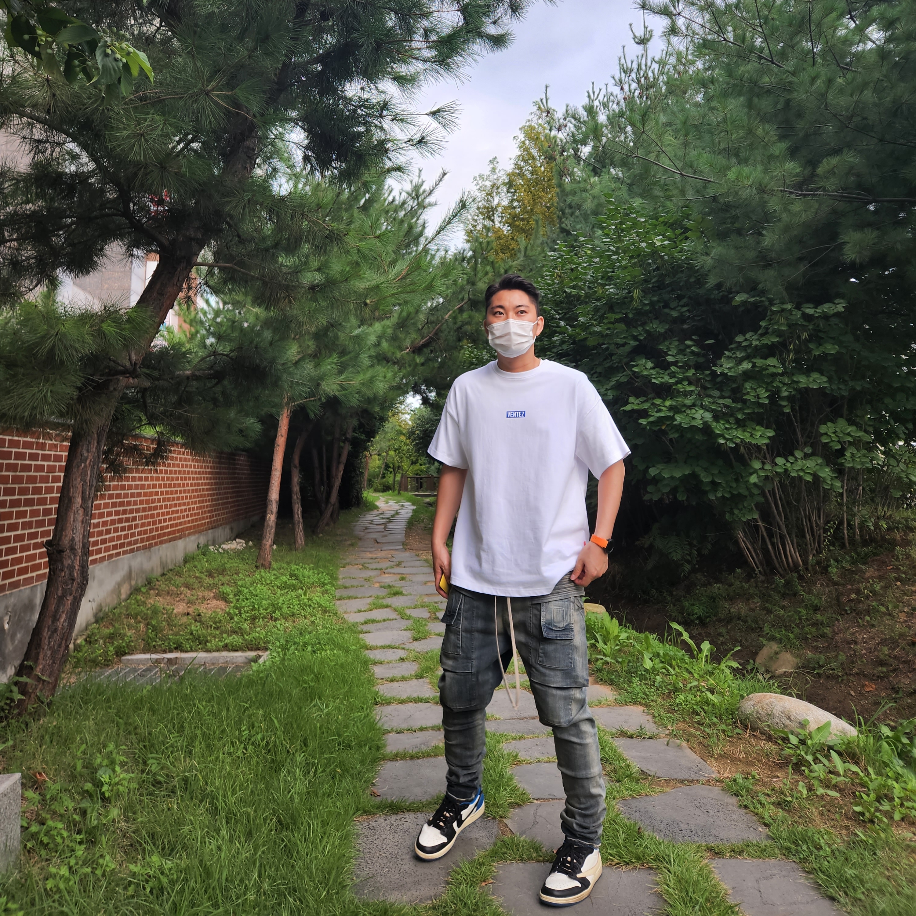 Jordan 1 x Travis Scott x Fragment Retro Low OG SP Military Blue 착용 스타일