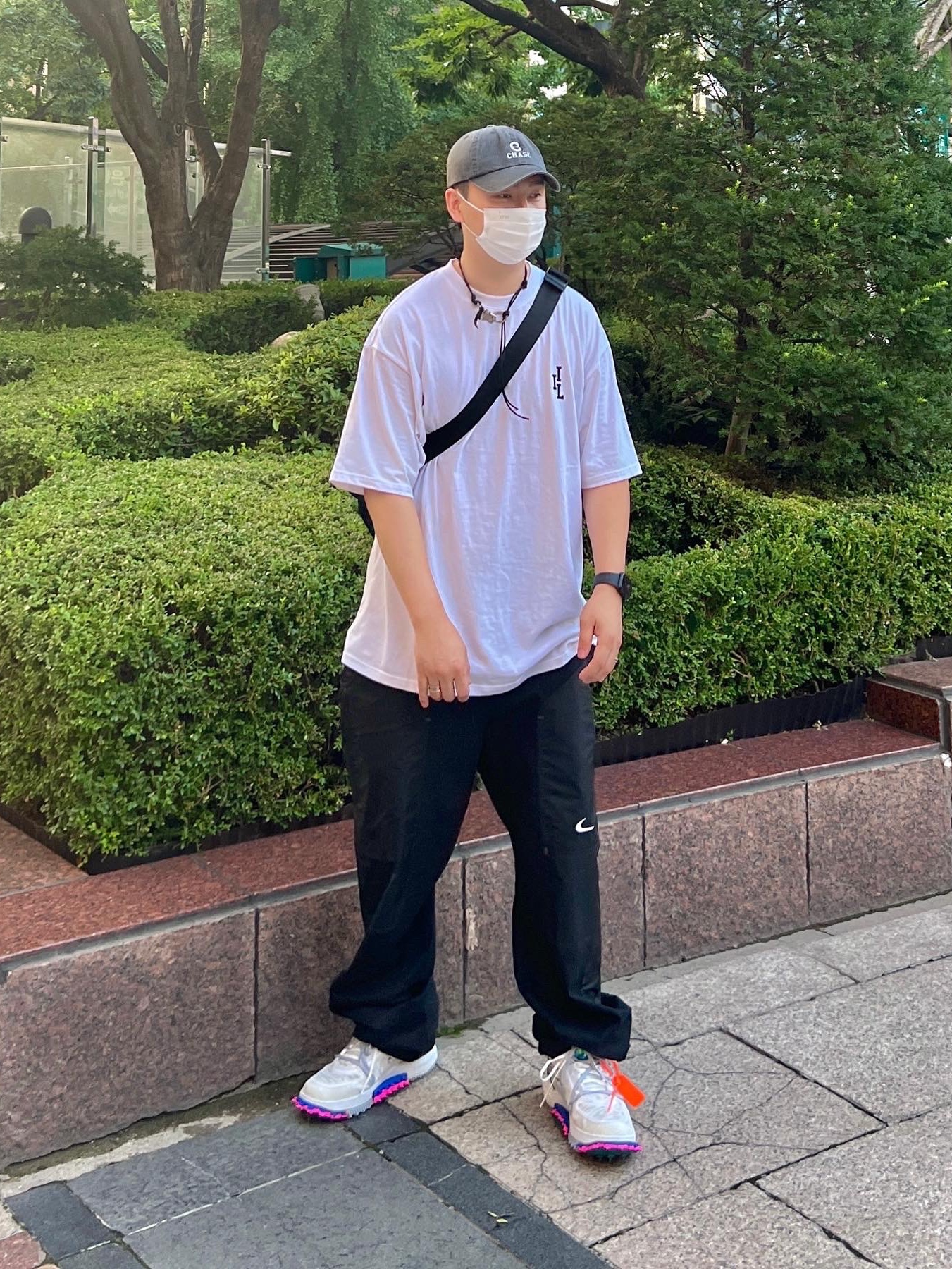 Our Legacy Ladon Leather Keychain Black, Nike x Off-White NRG Pants Black 착용 스타일 - 1