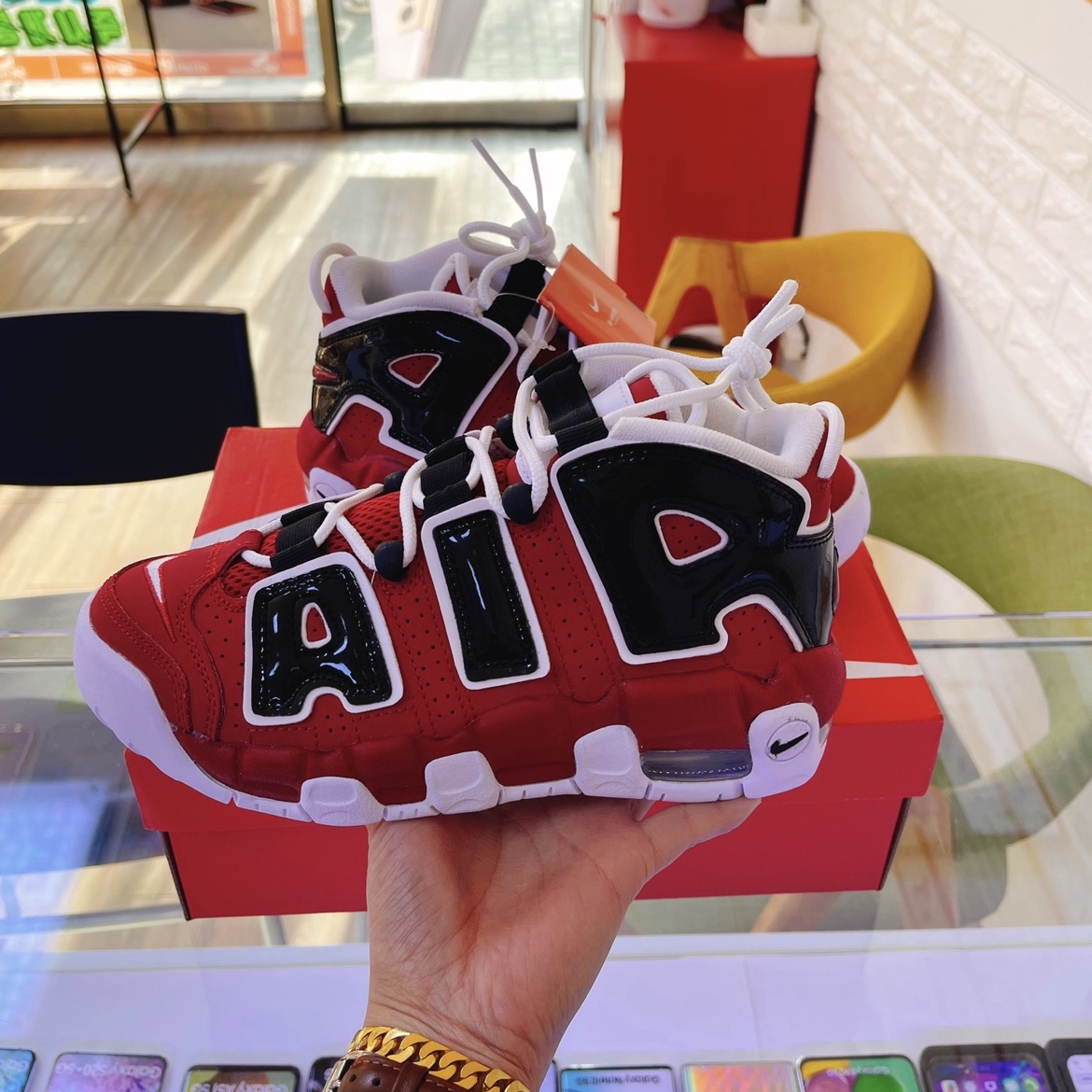 Nike Air More Uptempo 96 Bulls 2021 착용 스타일