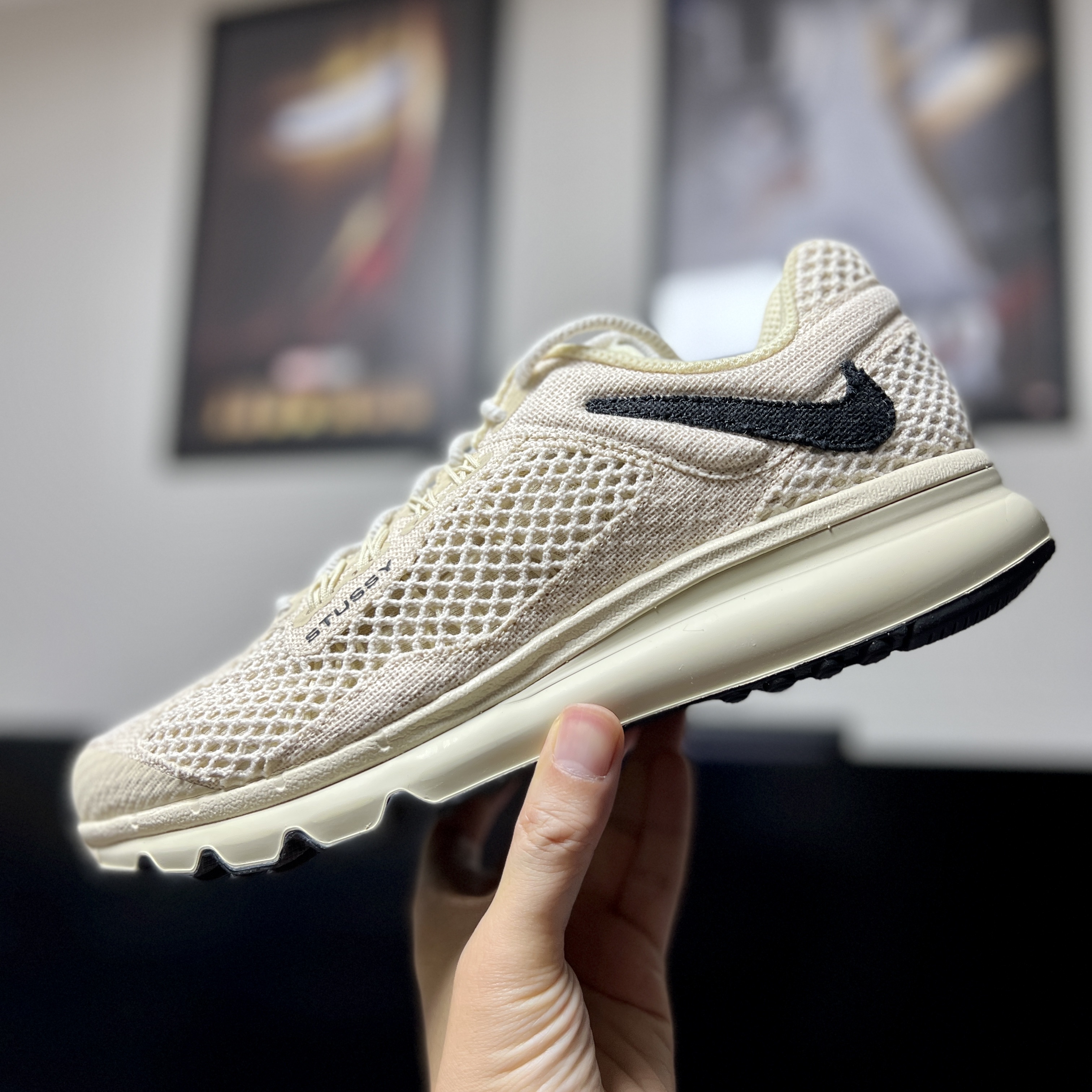 Nike x Stussy Air Max 2013 Fossil 착용 스타일 - 2