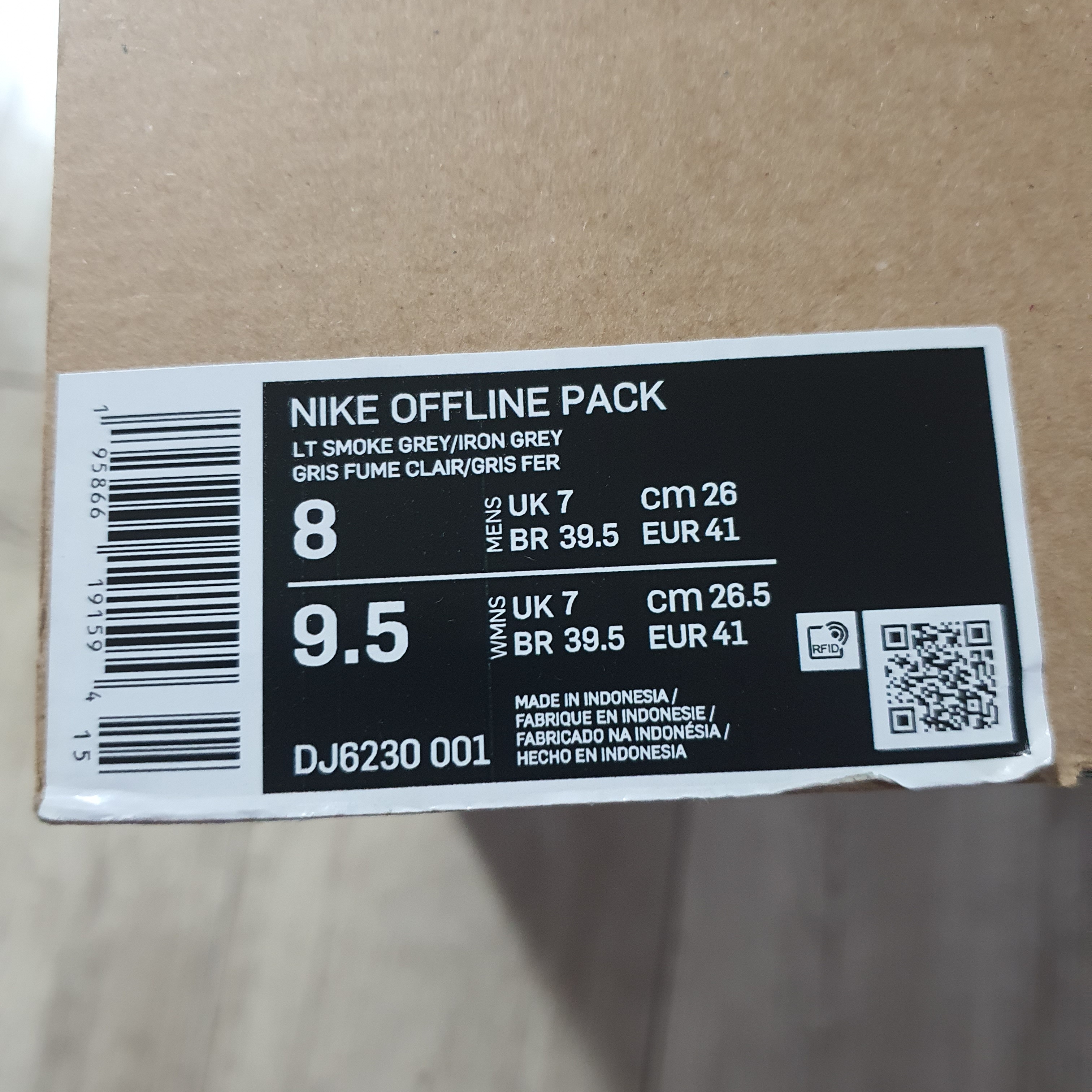 Nike Offline Pack Light Smoke Grey 착용 스타일 - 2