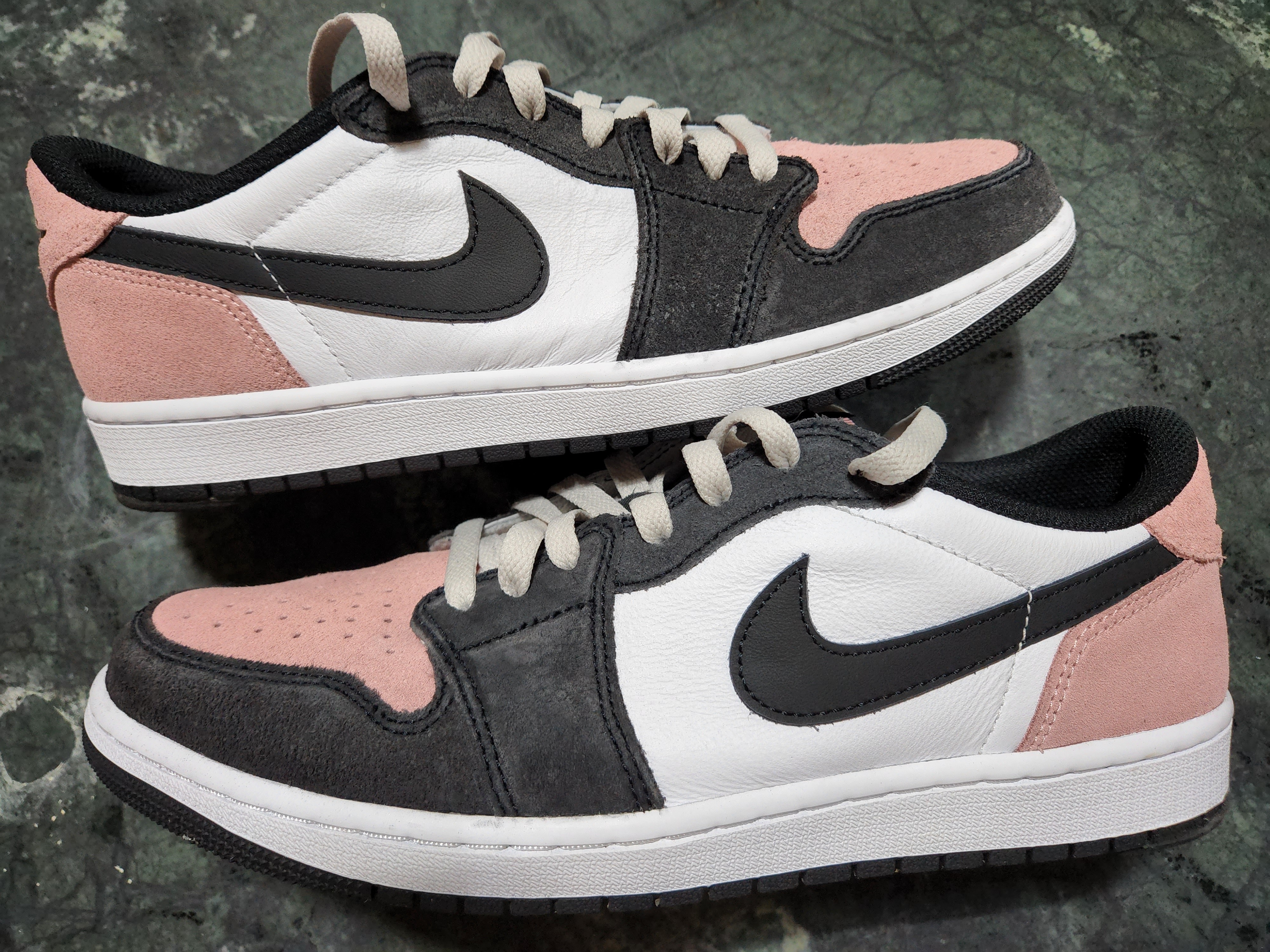 Jordan 1 Retro Low OG Bleached Coral 착용 스타일 - 2