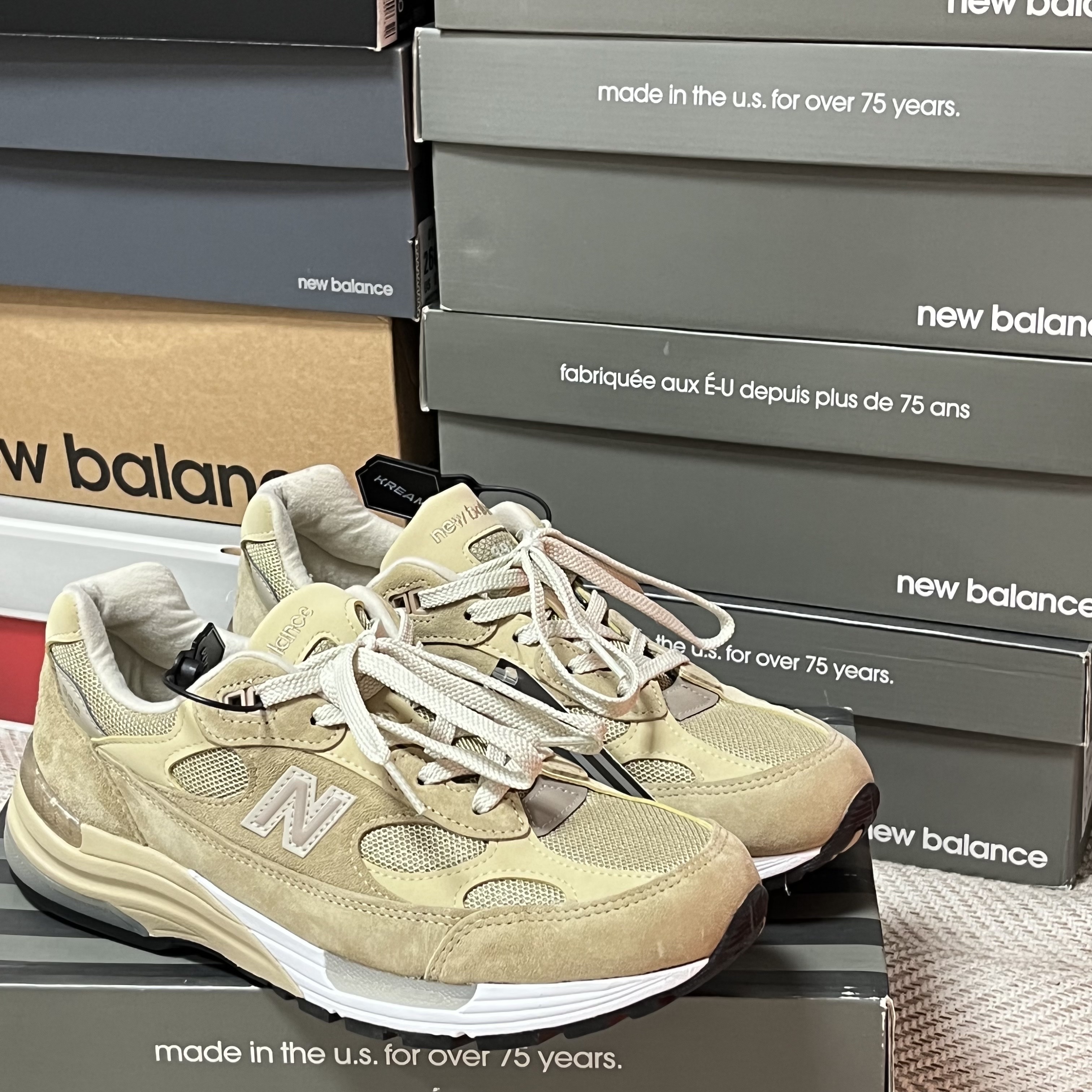New Balance 992 Made in USA Tan 착용 스타일