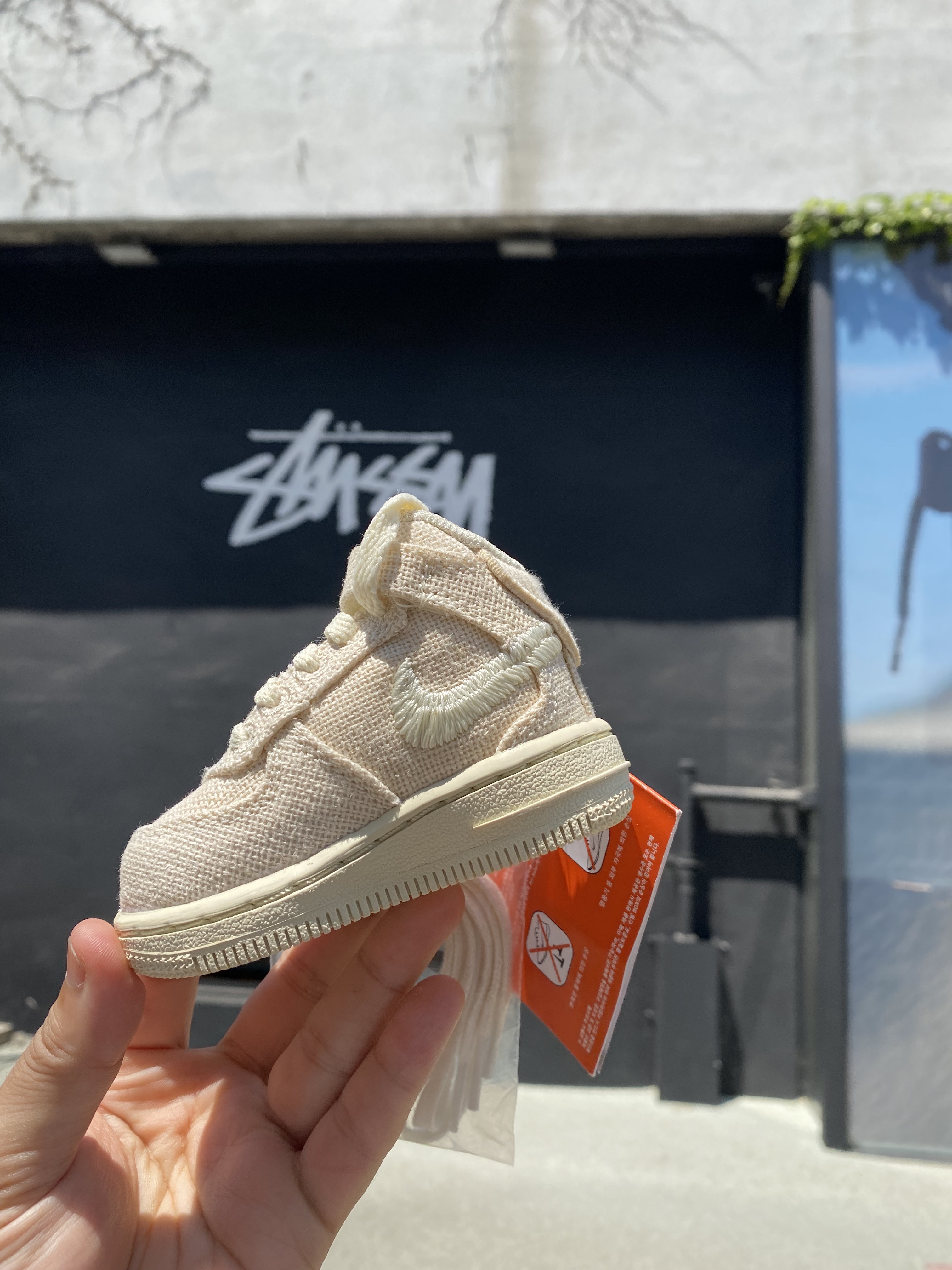 (TD) Nike x Stussy Air Force 1 '07 Mid SP Fossil 착용 스타일