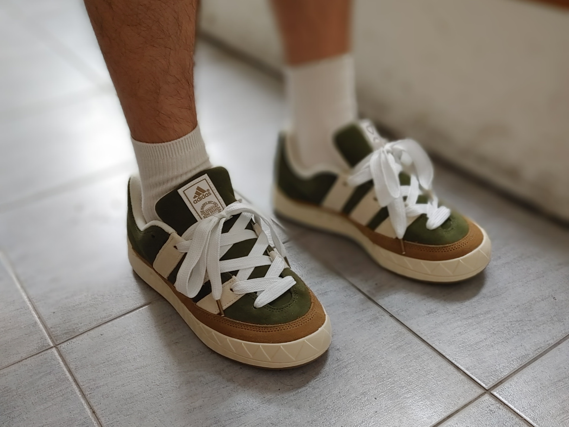 Adidas x Human Made Adimatic Brown 착용 스타일