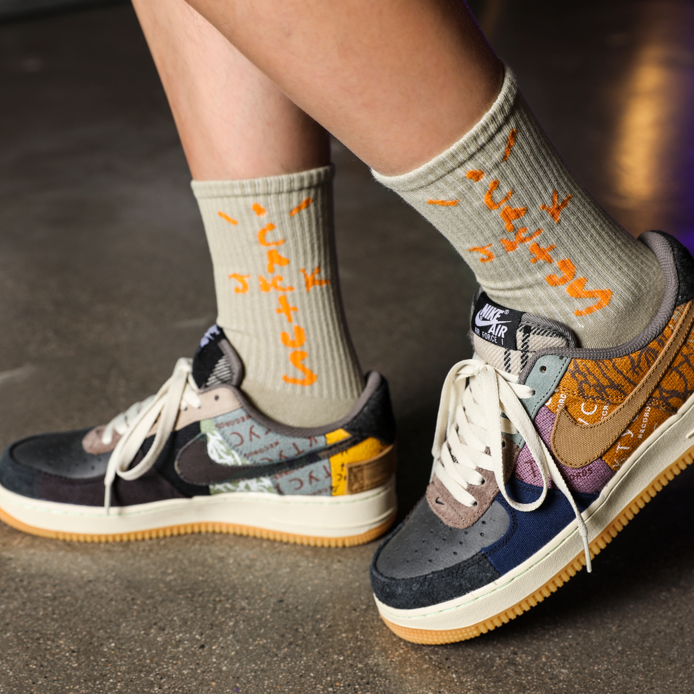 Nike x Travis Scott Air Force 1 Low Cactus Jack 착용 스타일 - 3