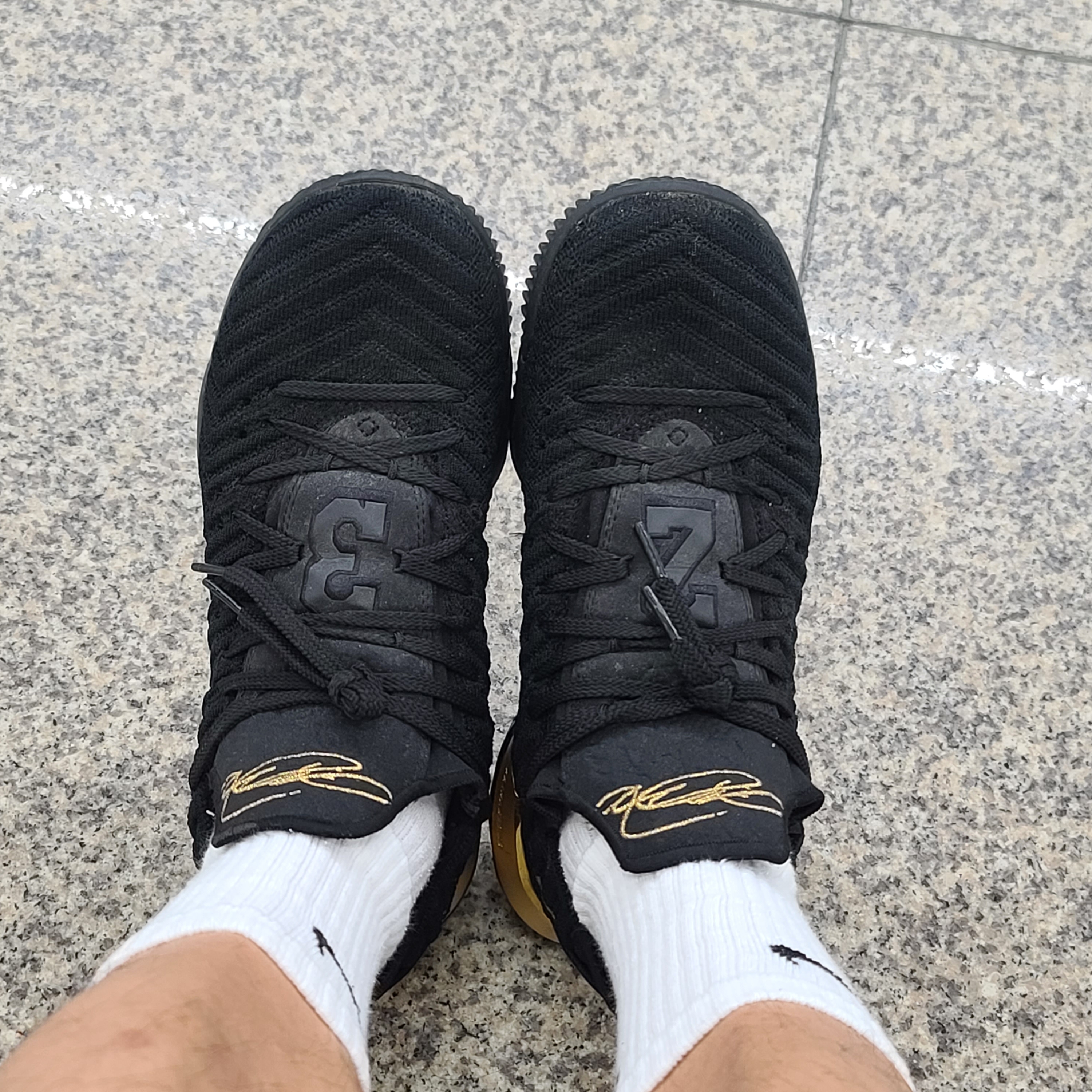 Nike LeBron 16 I'm King 착용 스타일 - 2