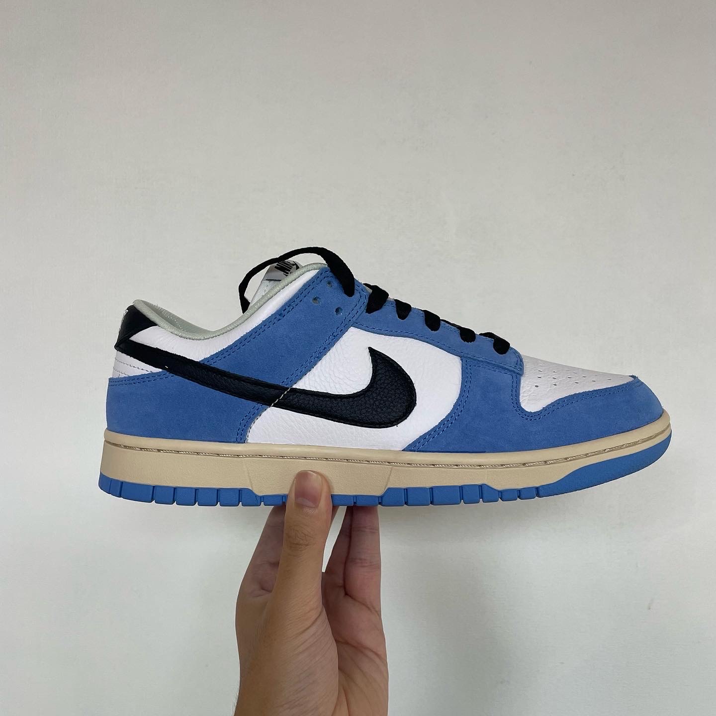 Jordan 1 Retro High OG University Blue, (W) Nike Dunk Low Coast 착용 스타일 - 2