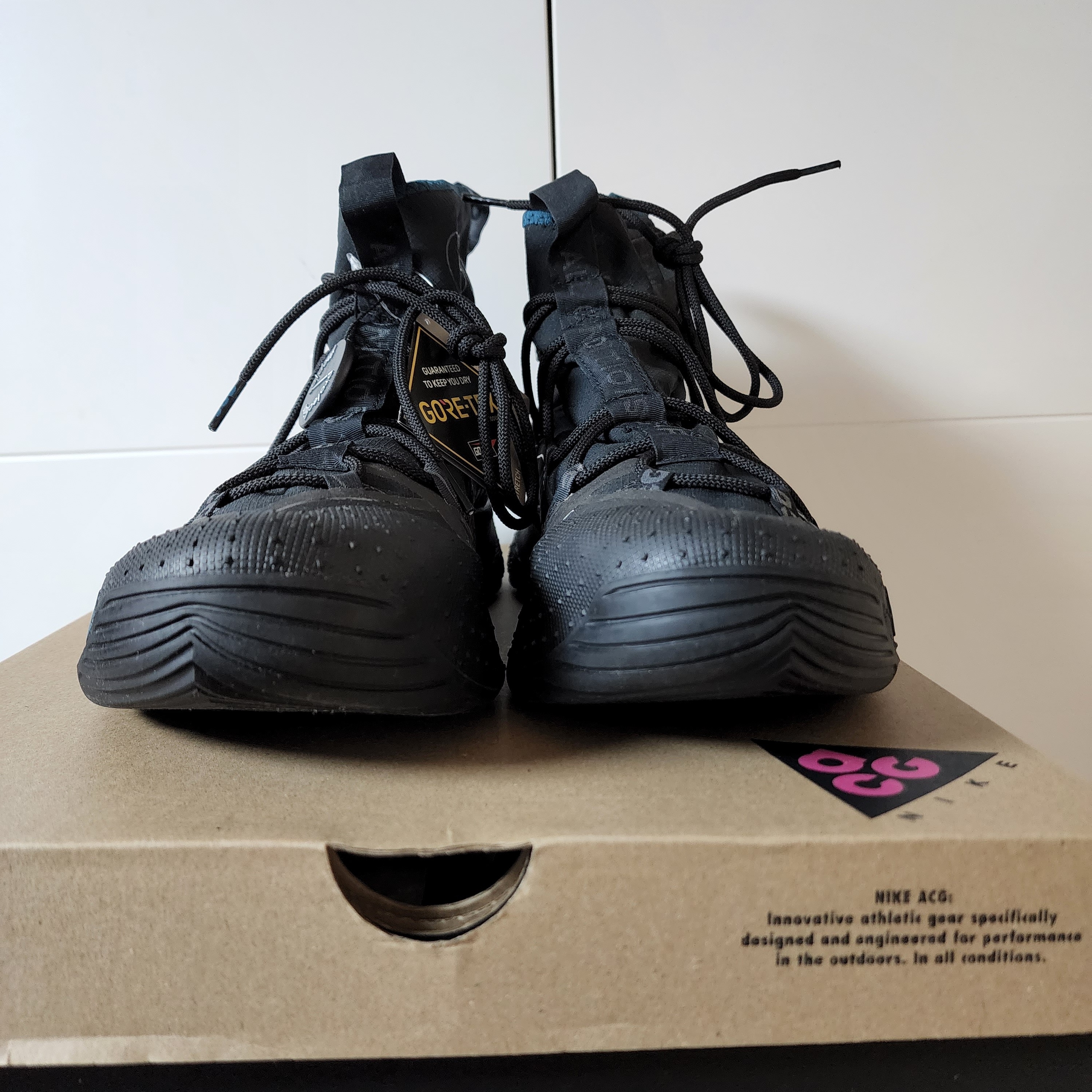 Nike ACG Terra Antarktik Gore-Tex Anthracite 착용 스타일 - 3