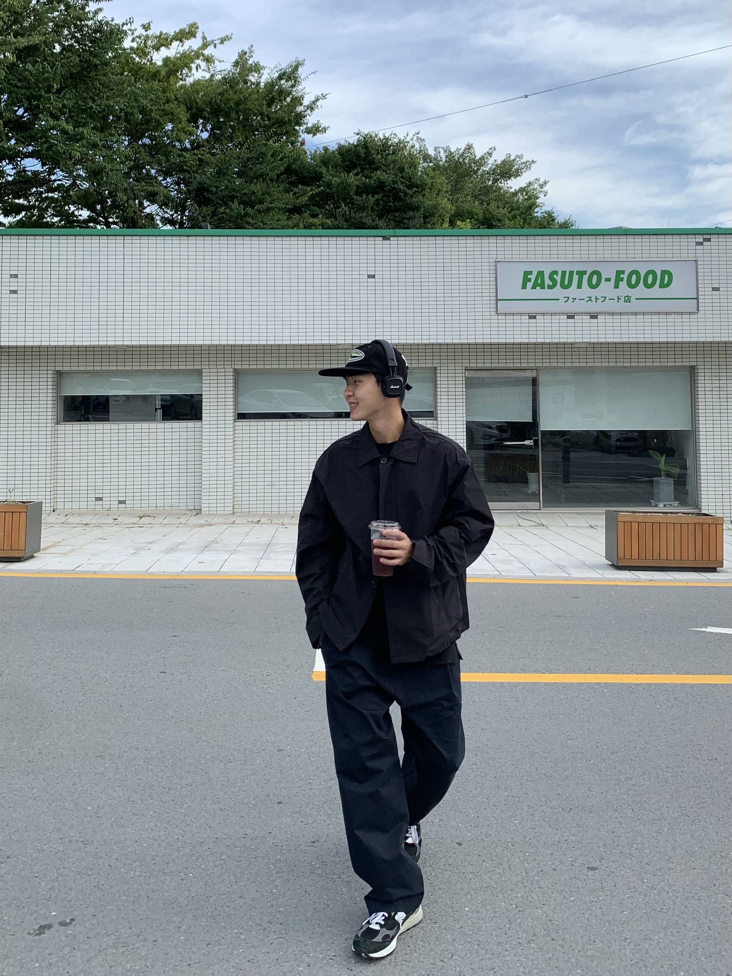 New Balance 992 Made in USA Black Grey, Marshall Major IV Black (Korean Ver.) 착용 스타일 - 2