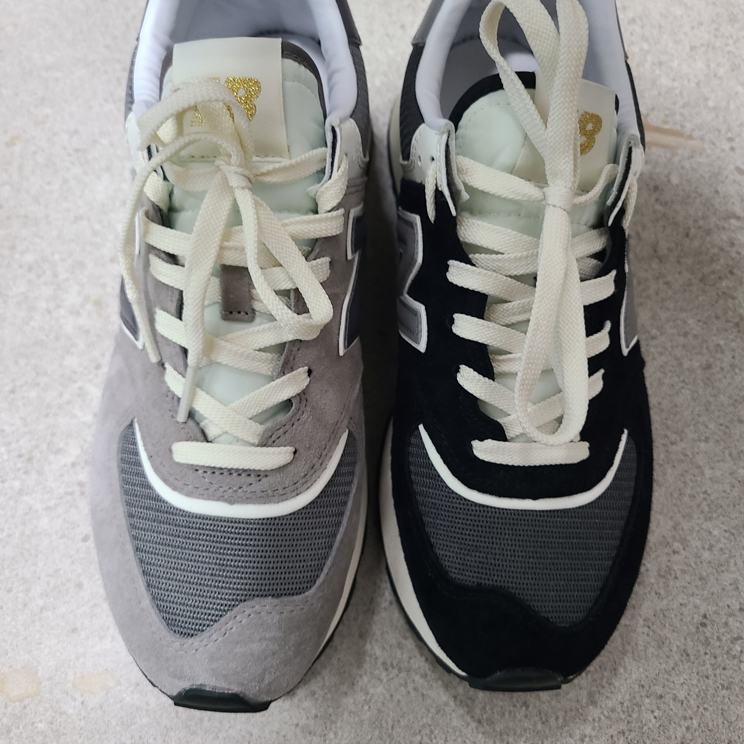 New Balance 574 Legacy Black, New Balance 574 Legacy Grey 착용 스타일 - 3