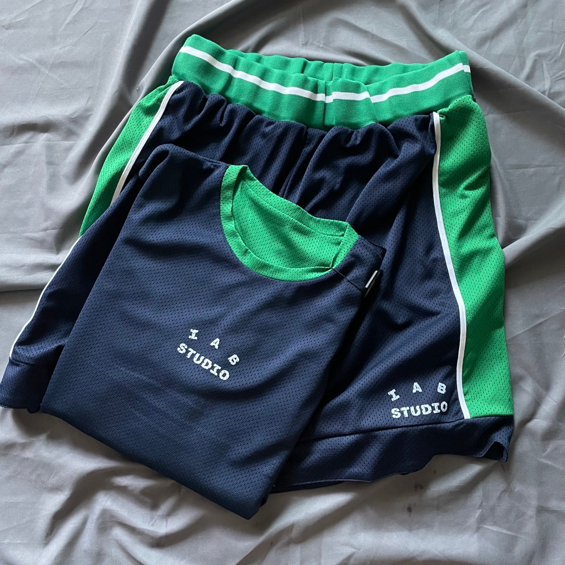 【IAB STUDIO】 Reversible Jersey & Shorts Set Navy Green IAB Studio Reversible STYLE | KREAM