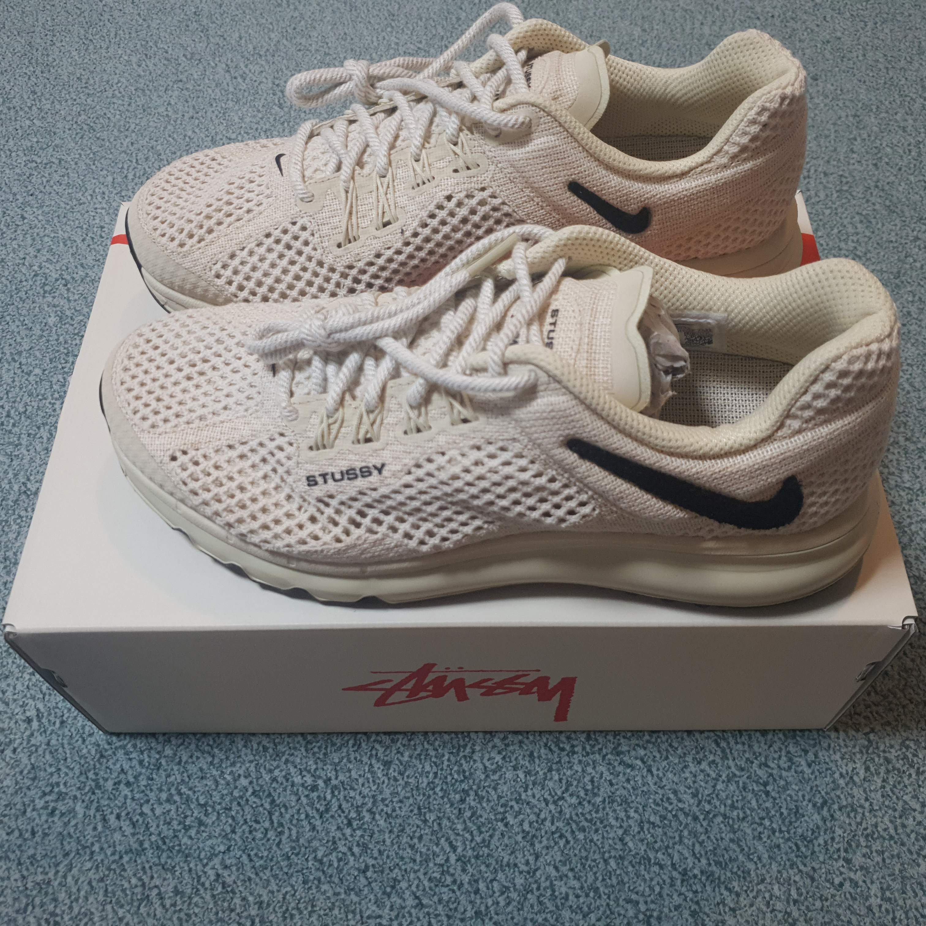 Nike x Stussy Air Max 2013 Fossil 착용 스타일 - 3