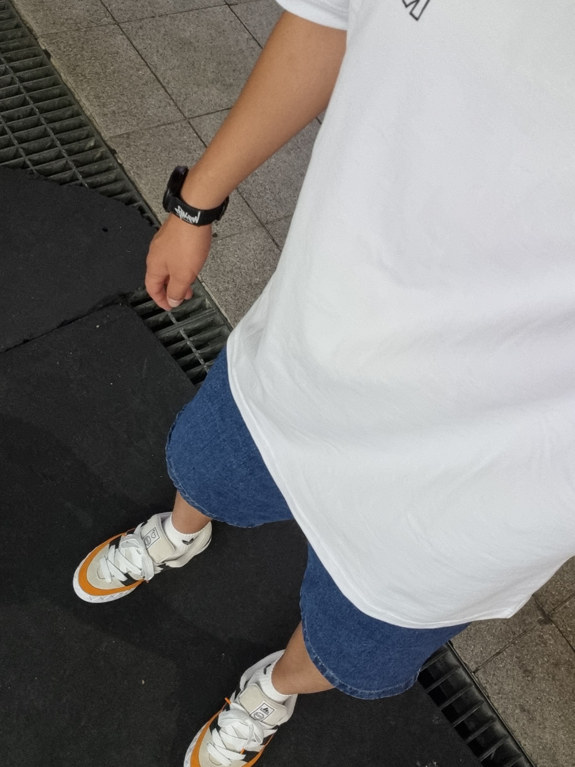 Adidas x Human Made Adimatic White 착용 스타일