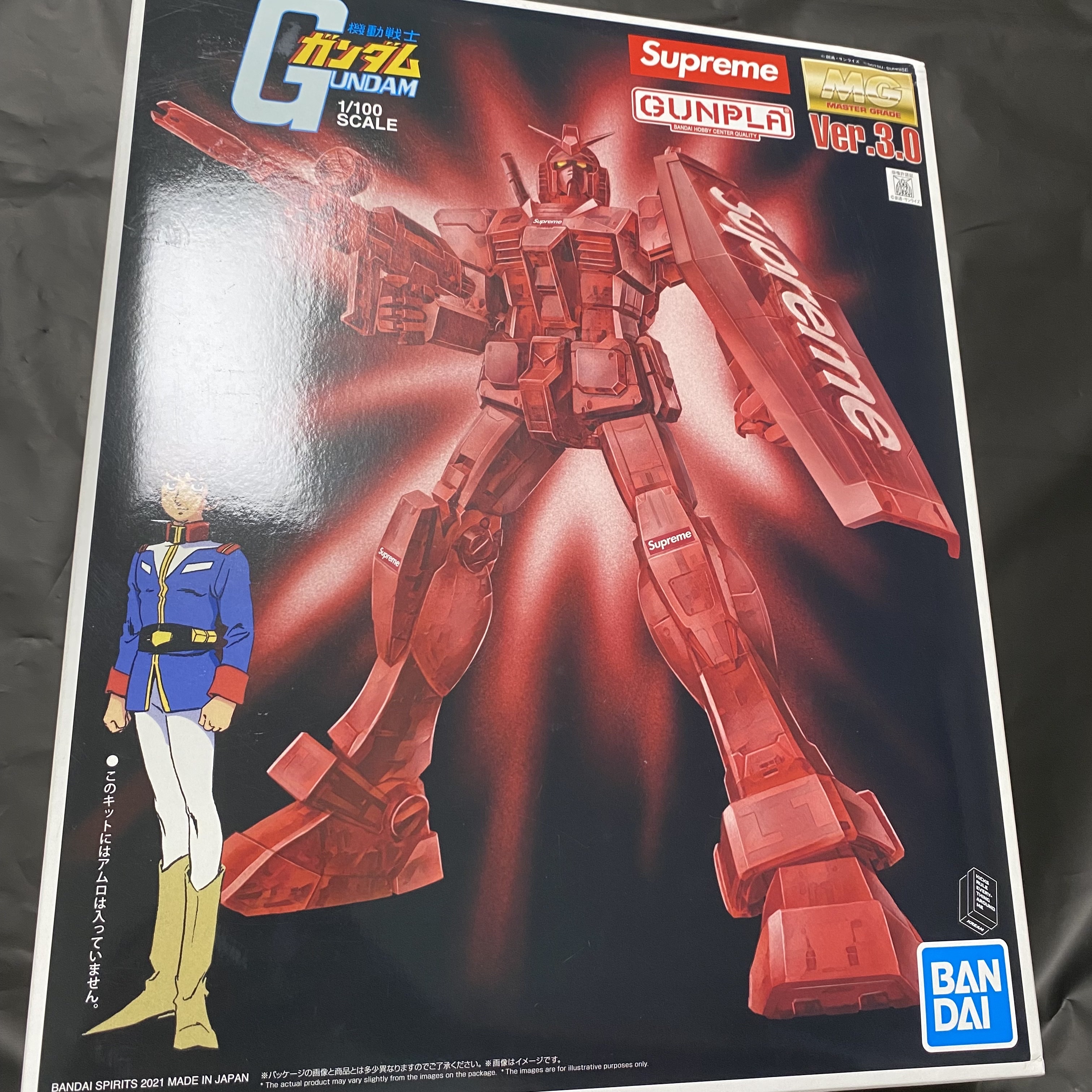 Supreme MG 1/100 RX-78-2 Gundam Ver. 3.0 착용 스타일 - 1
