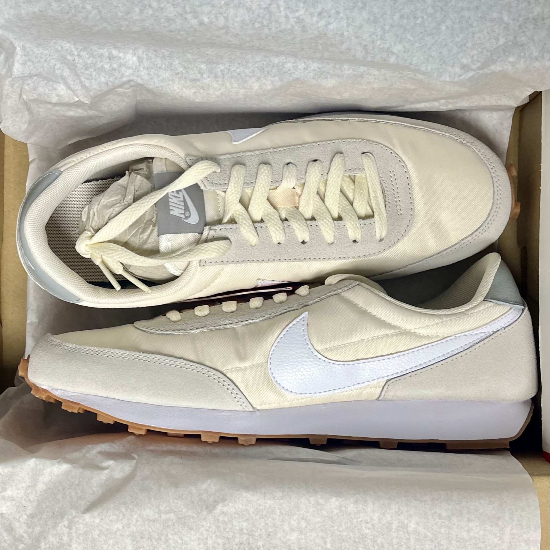 (W) Nike Daybreak Summit White 착용 스타일