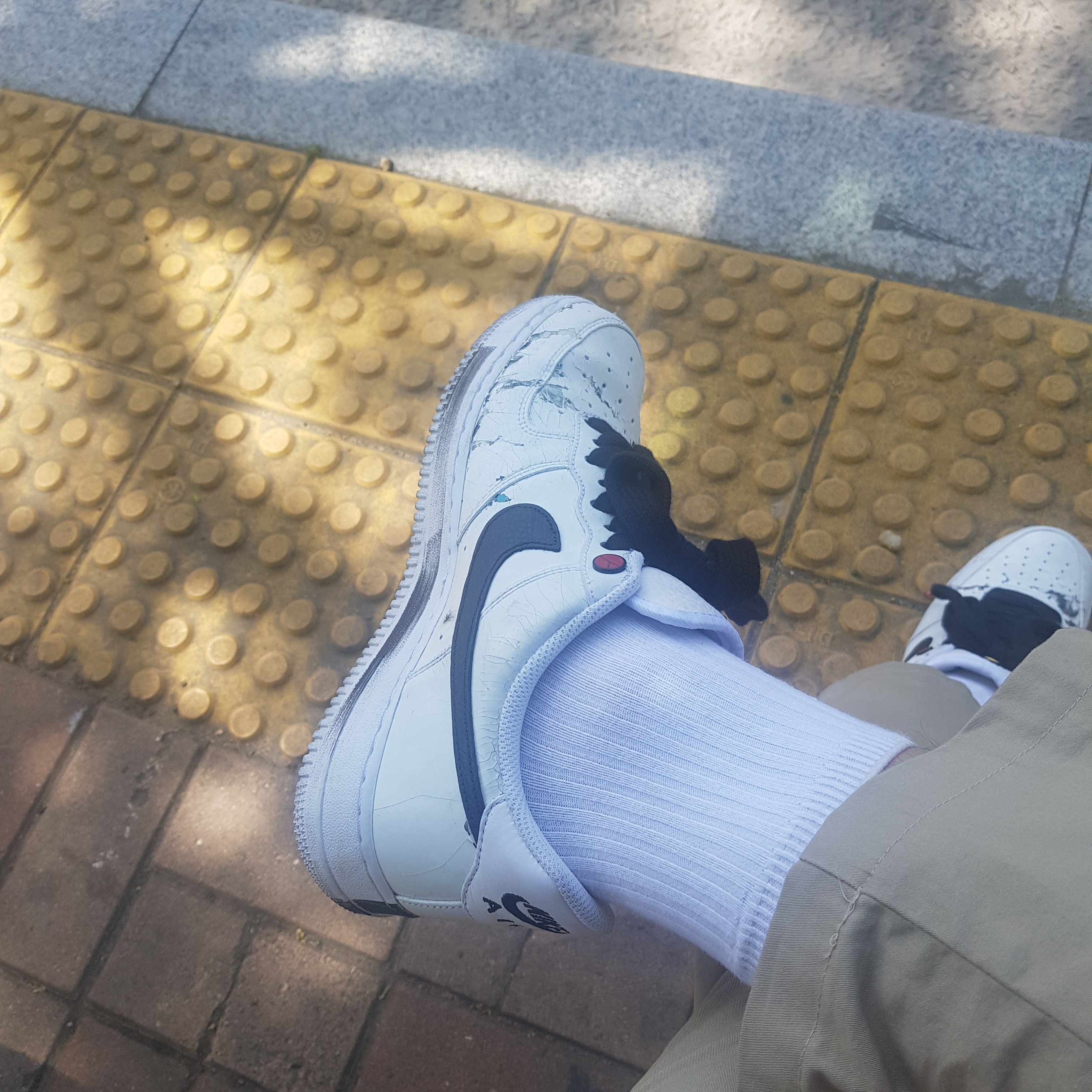 Nike x Peaceminusone Air Force 1 Low Para-Noise 2.0 착용 스타일