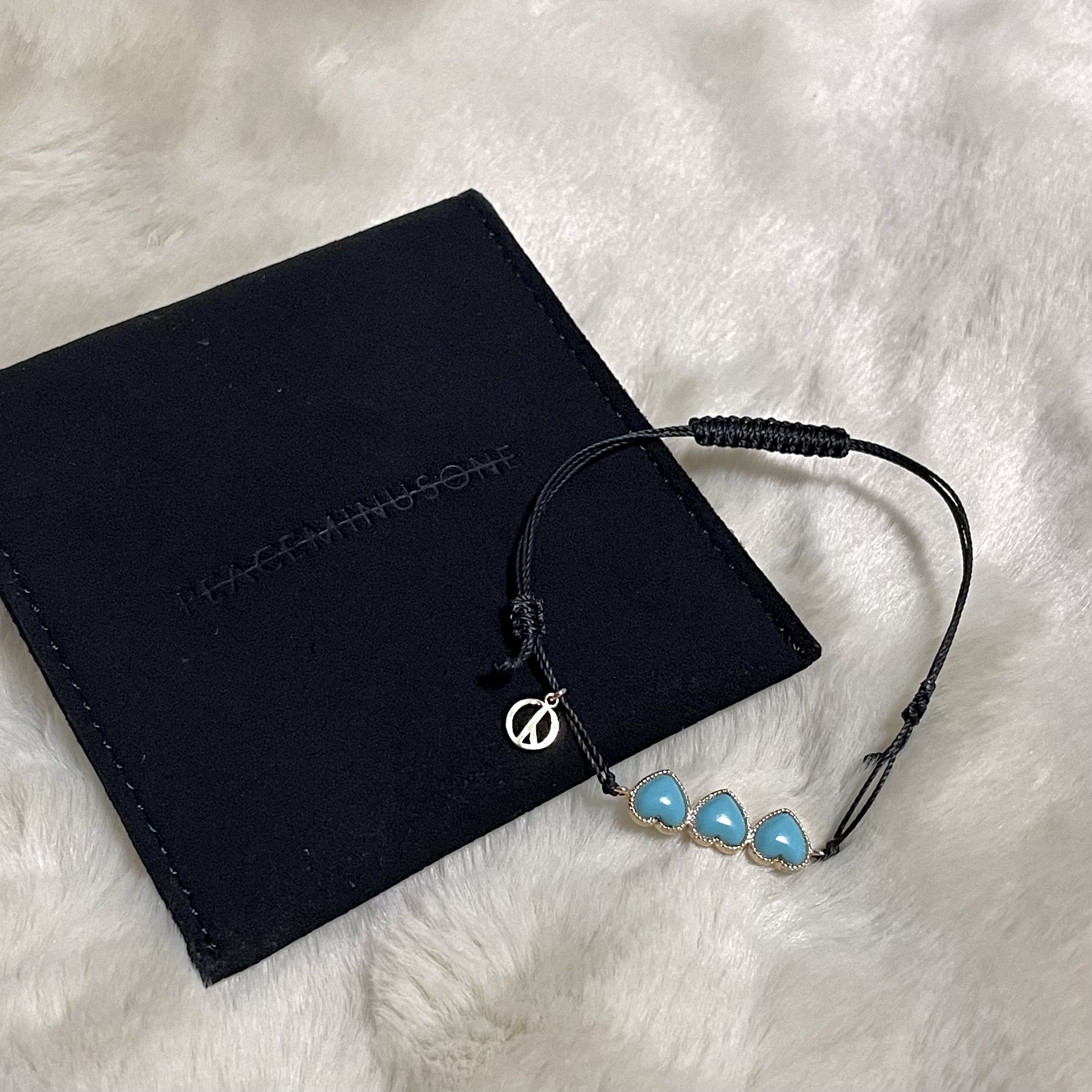 Peaceminusone Turquoise Bracelet #1 Turquoise Brass 착용 스타일