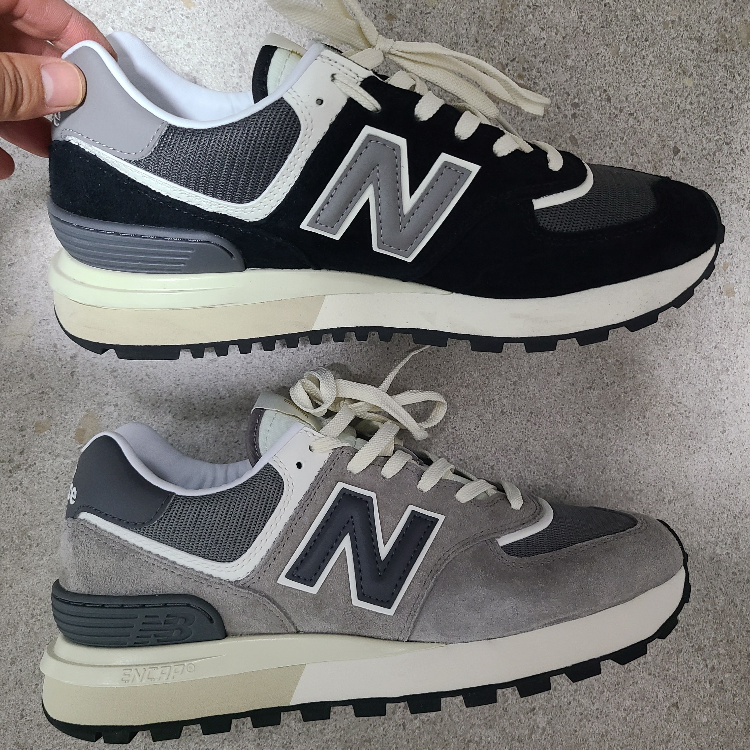 New Balance 574 Legacy Black, New Balance 574 Legacy Grey 착용 스타일 - 2