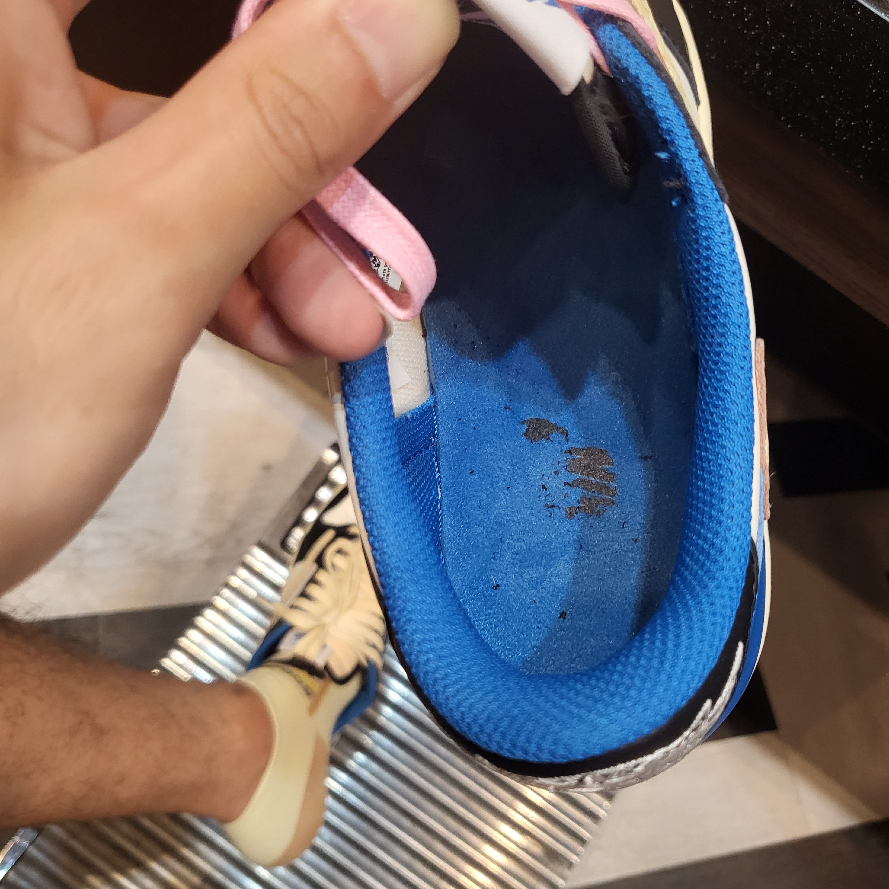 Jordan 1 x Travis Scott x Fragment Retro Low OG SP Military Blue 착용 스타일
