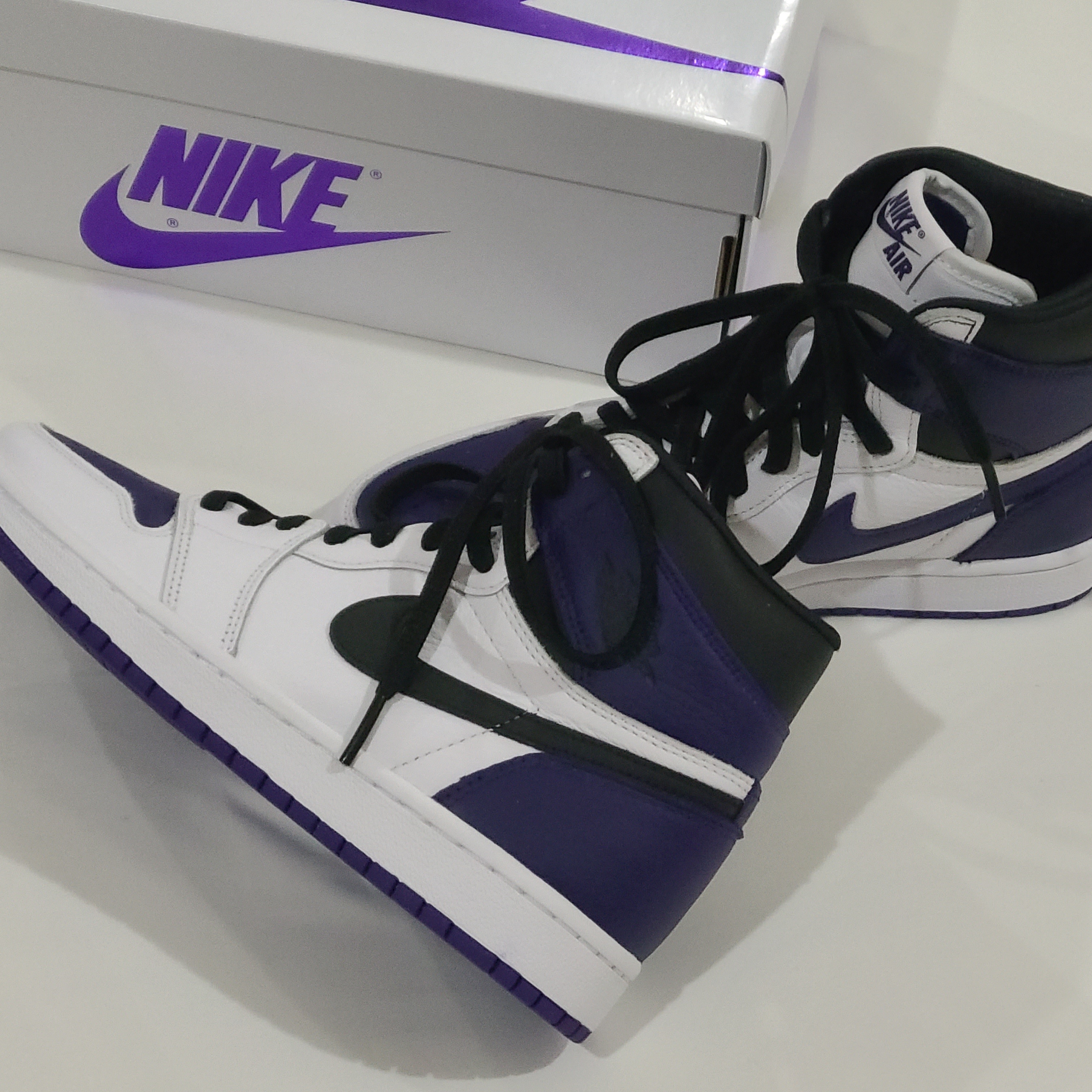 (W) Jordan 1 High OG Court Purple 착용 스타일 - 1