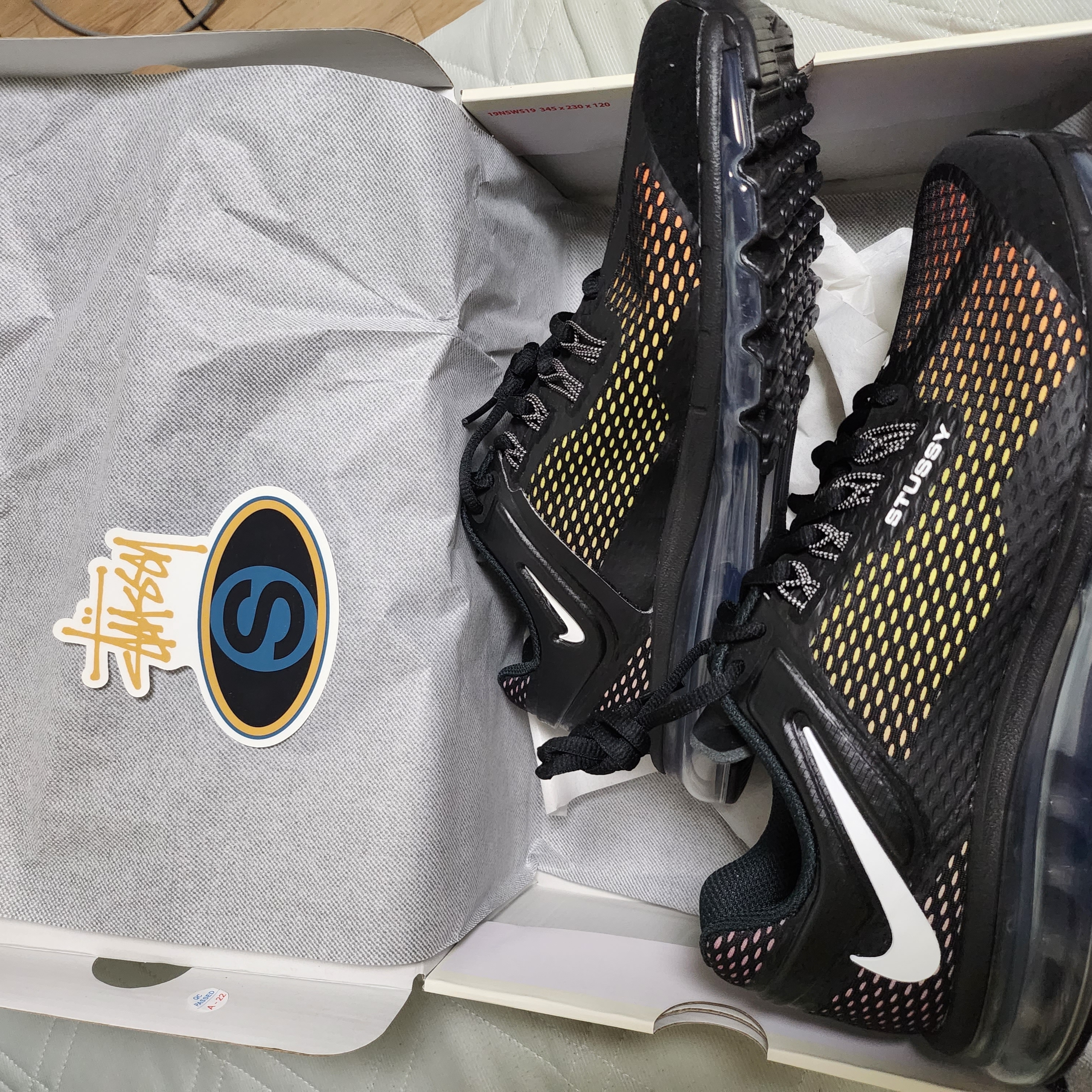 Nike x Stussy Air Max 2013 Black 착용 스타일