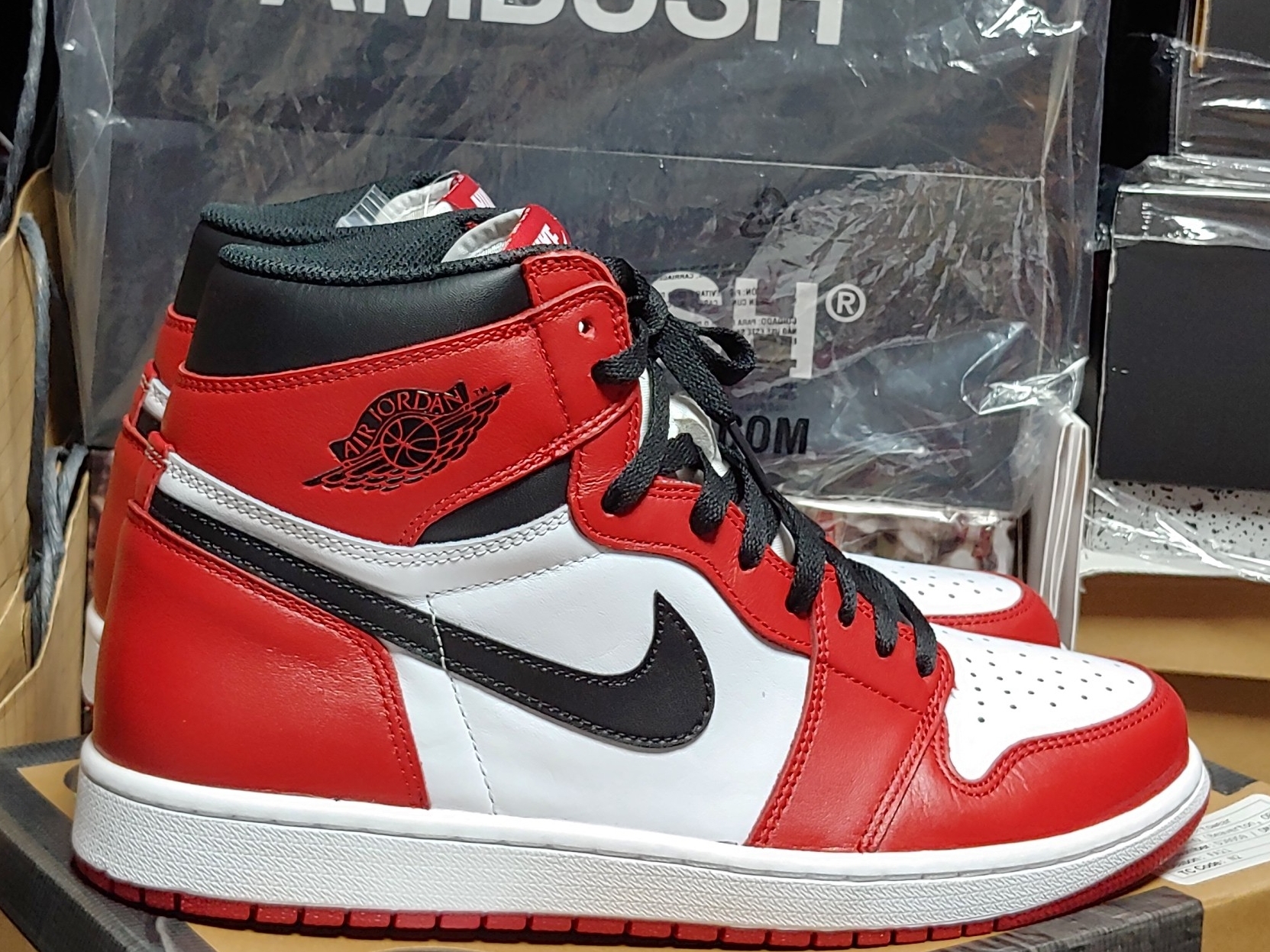 Jordan 1 Retro High OG Chicago 2015 착용 스타일 - 2
