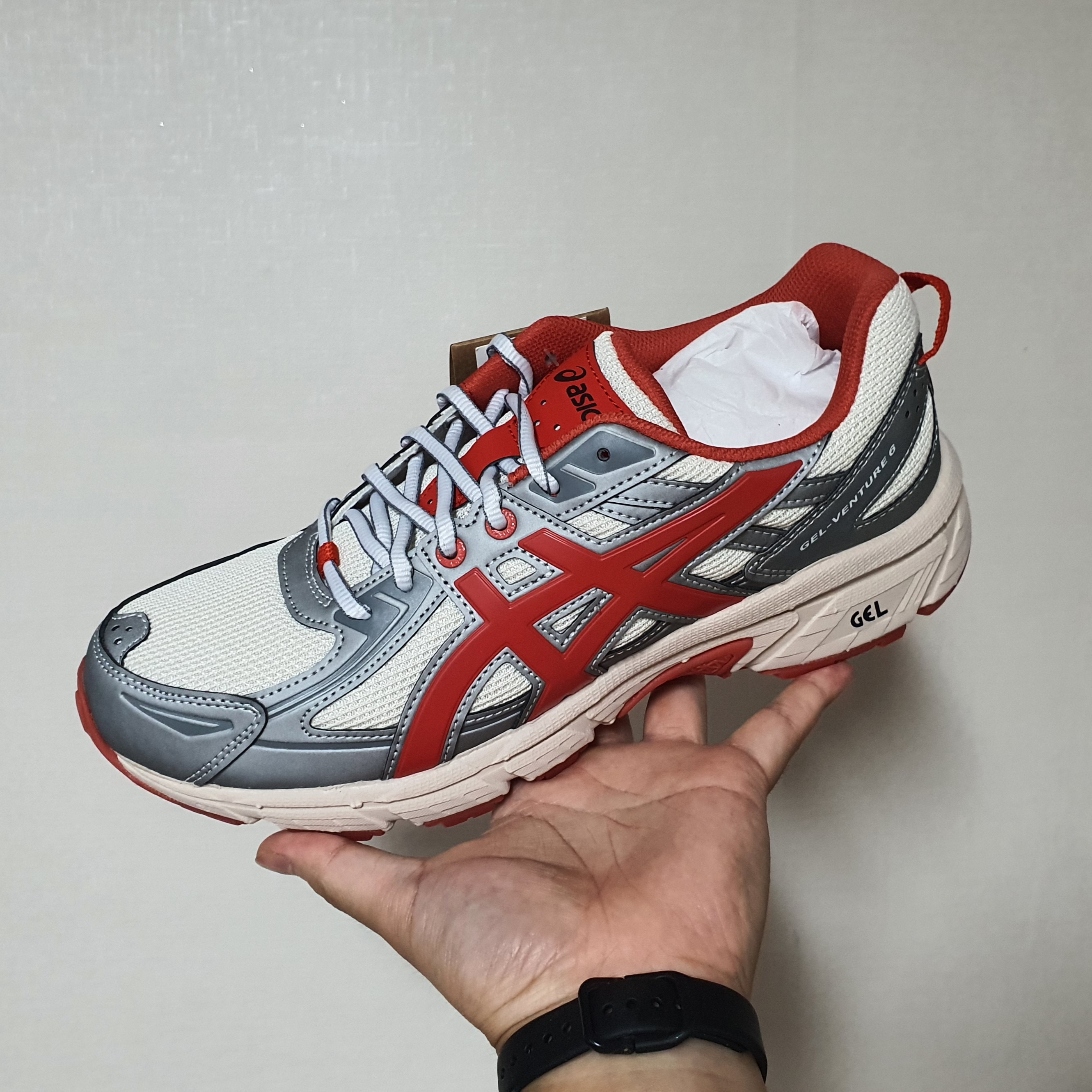 (W) Asics x Kirsh Gel-Venture 6 Birch 착용 스타일 - 3