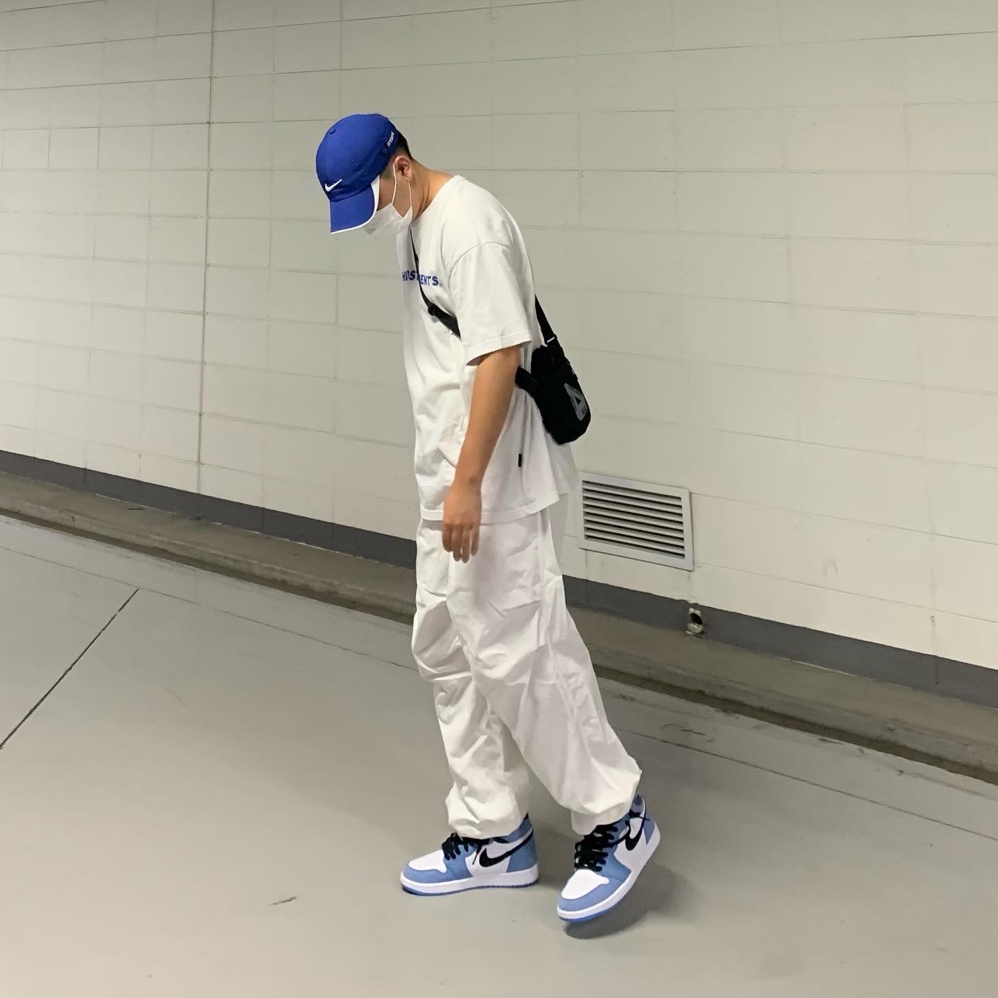 Jordan 1 Retro High OG University Blue, Palace Cordura Double Diamond Shot Bag Black - 21FW 착용 스타일 - 2