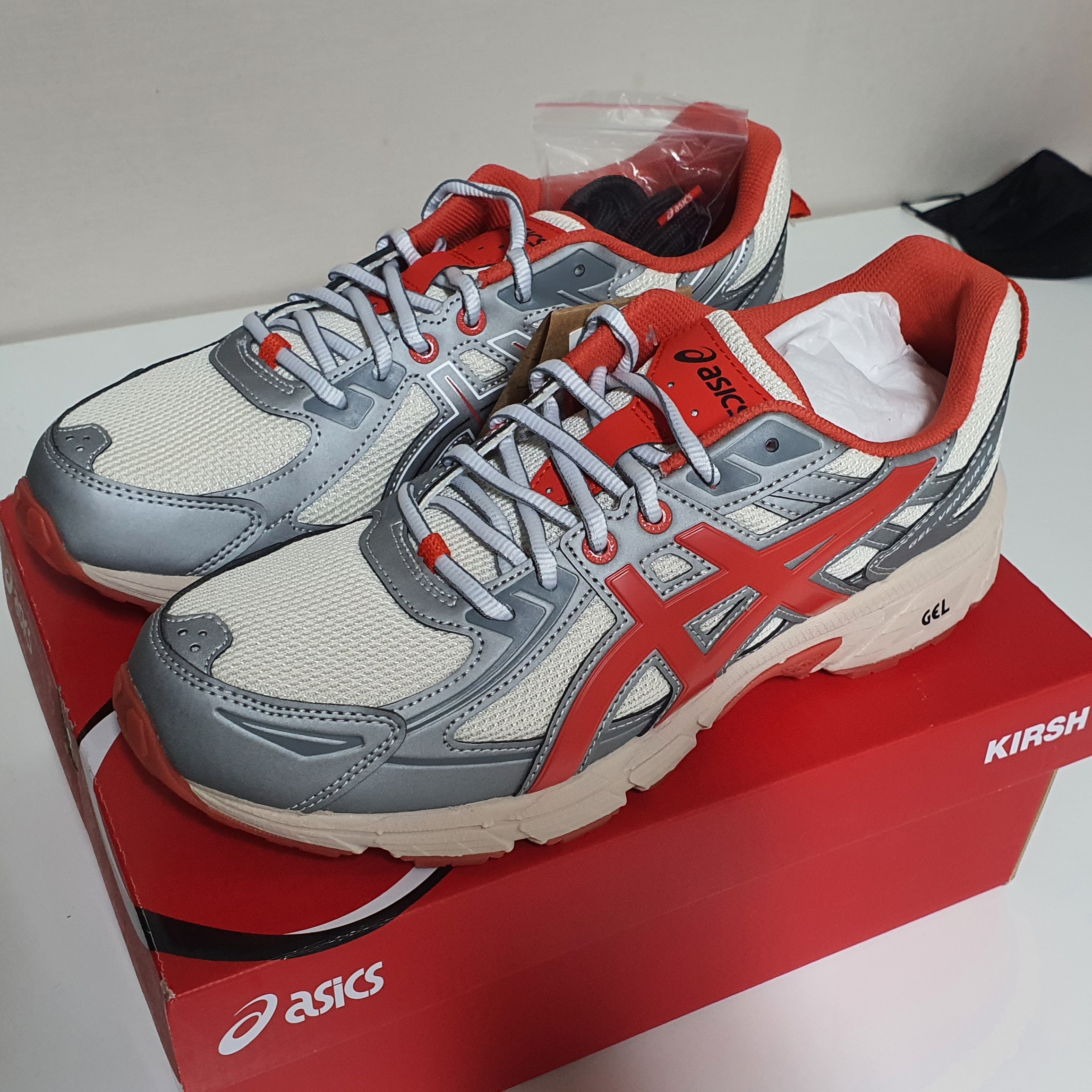 (W) Asics x Kirsh Gel-Venture 6 Birch 착용 스타일 - 2