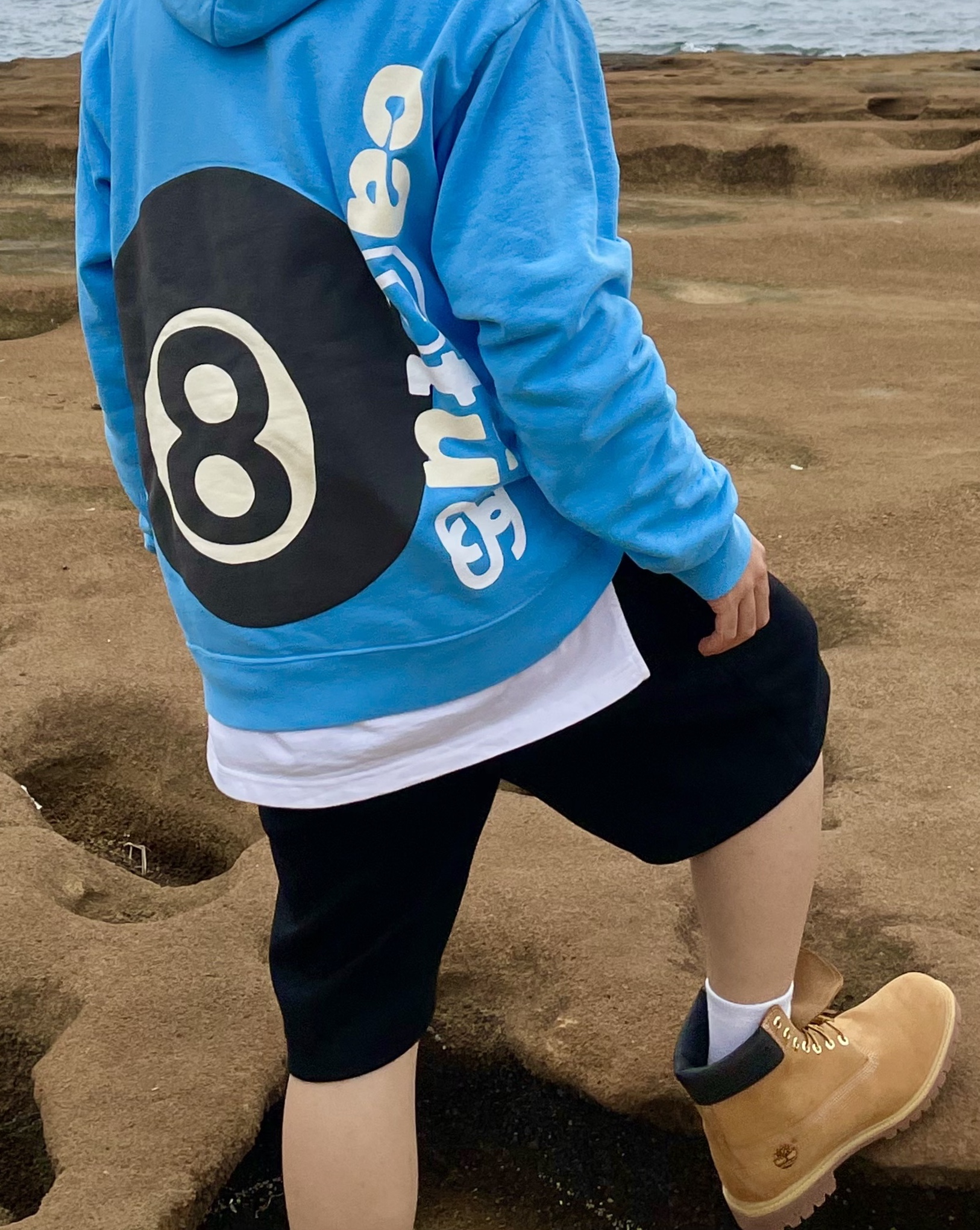 Stussy x Cactus Plant Flea Market 8 Ball Pigment Dyed Hoodie Blue 착용 스타일 - 2