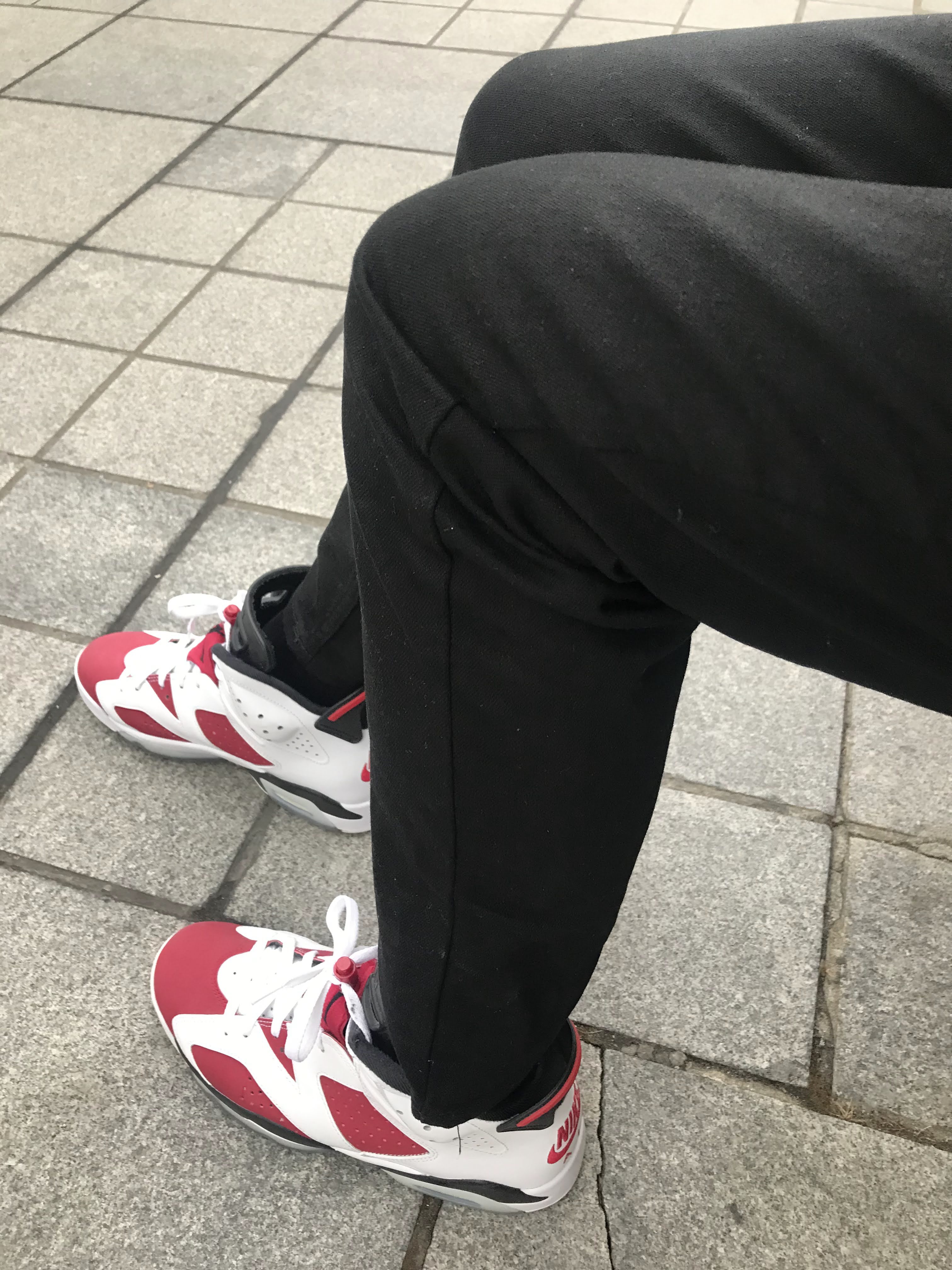 Jordan 6 Retro Carmine 2021 착용 스타일 - 1