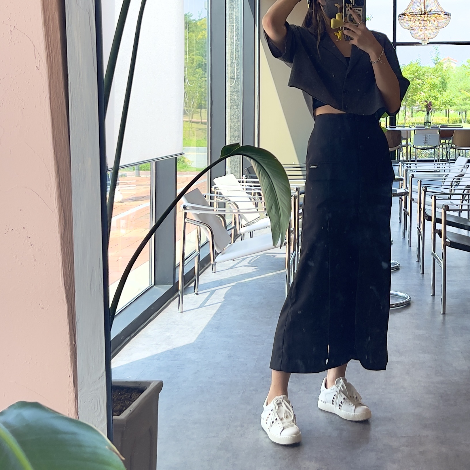 Valentino Rockstud Untitled Sneakers White 착용 스타일