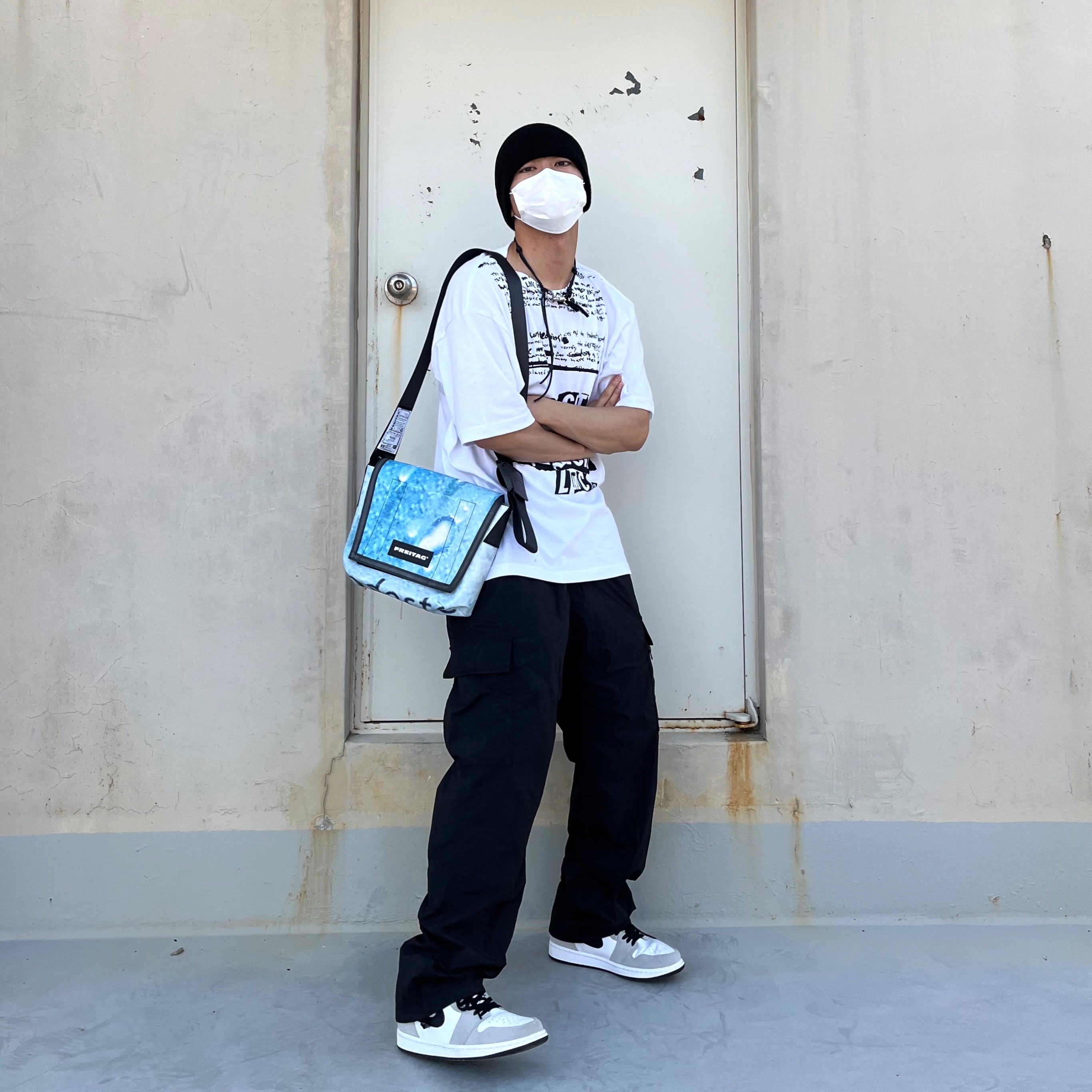 Our Legacy Ladon Leather Keychain Black, Jordan 1 Retro High OG Light Smoke Grey 착용 스타일