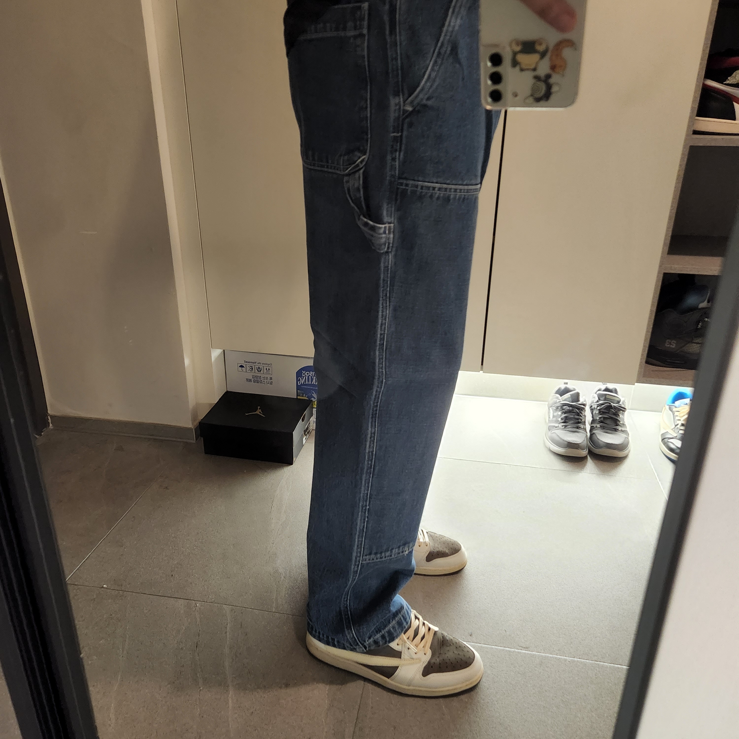 Stussy Denim Work Pants Blue, Jordan 1 x Travis Scott Retro Low OG SP Sail and Ridgerock 착용 스타일 - 2