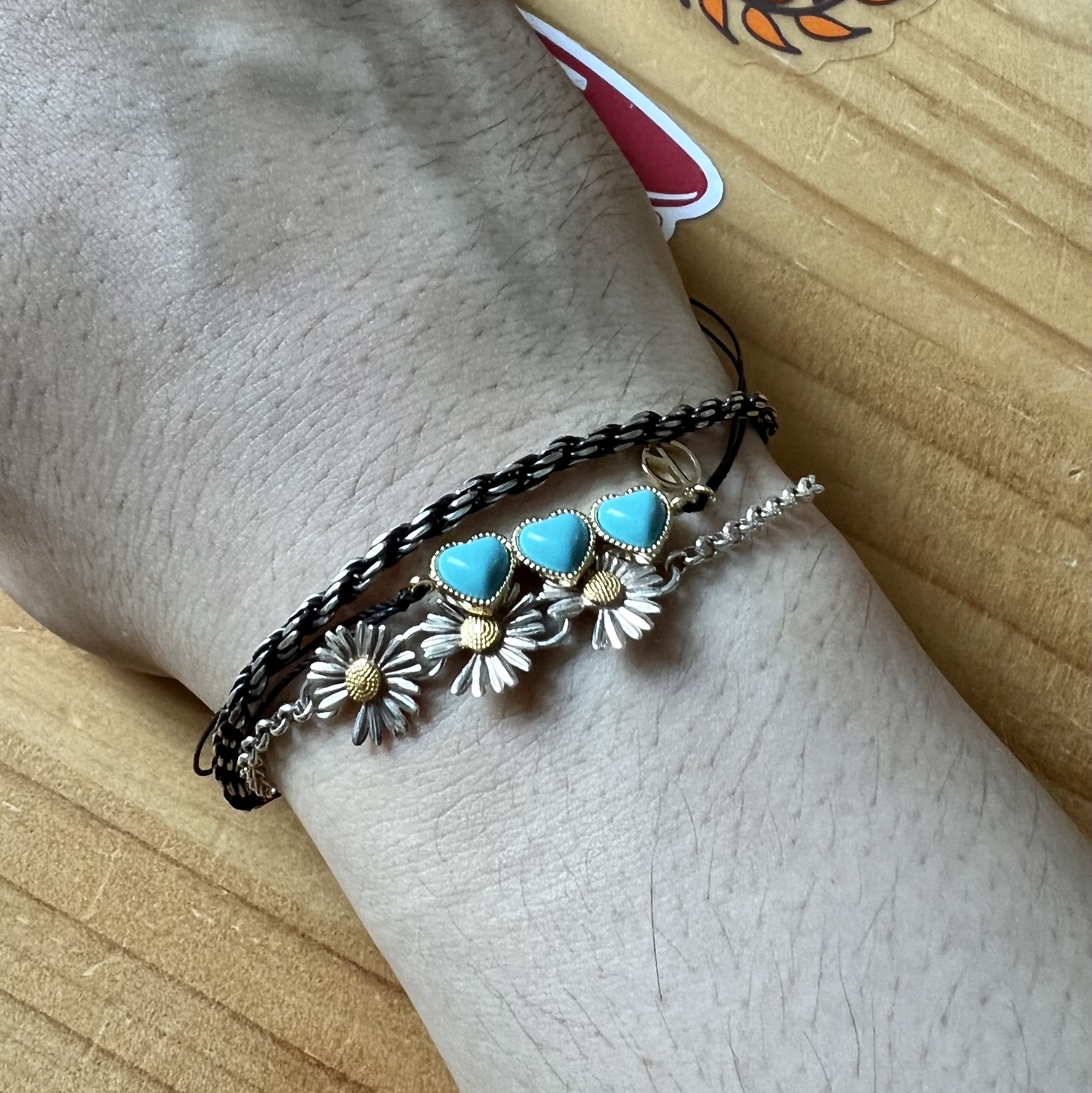 Peaceminusone Turquoise Bracelet #1 Turquoise Brass, Peaceminusone Daisy Bracelet #1 Silver 착용 스타일