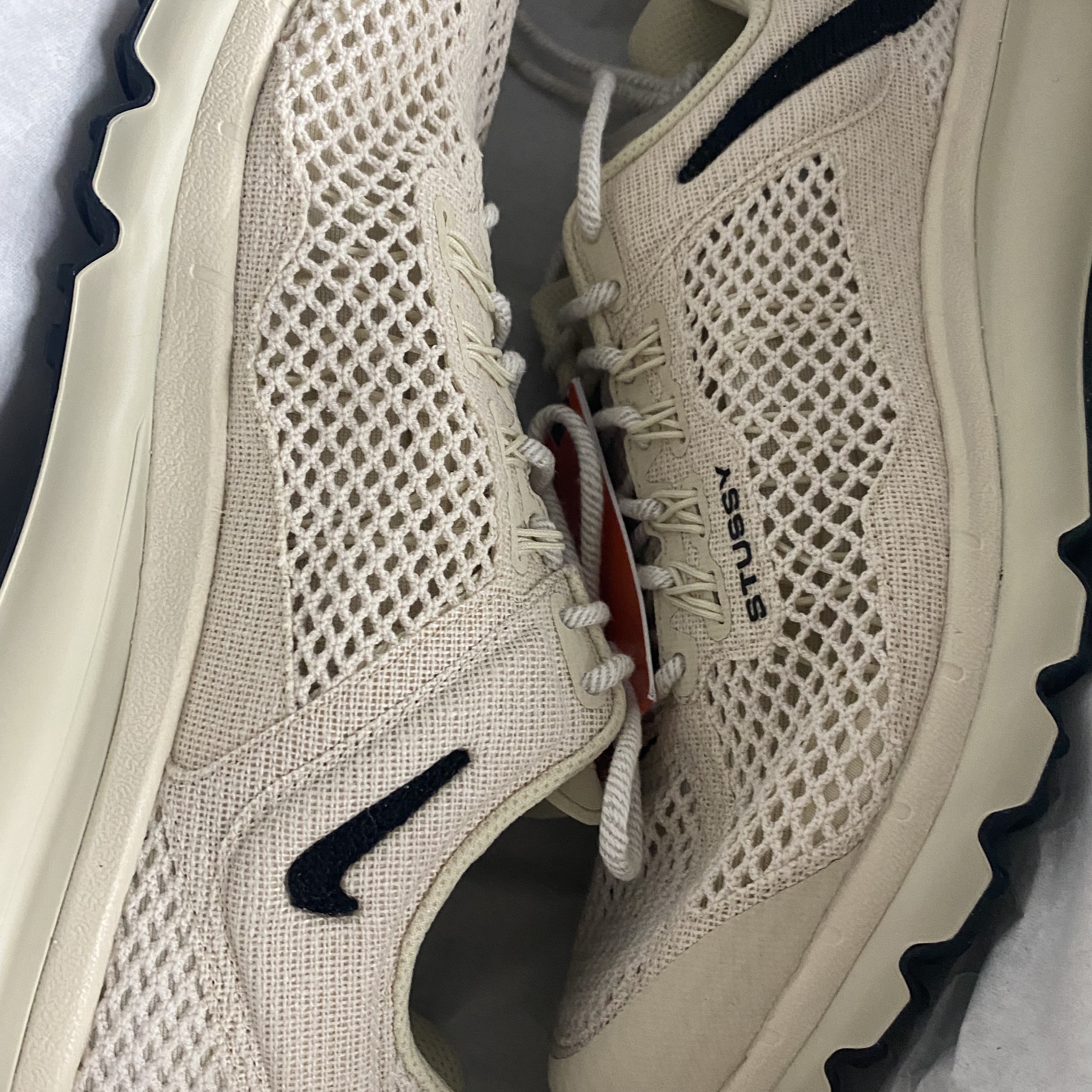 Nike x Stussy Air Max 2013 Fossil 착용 스타일