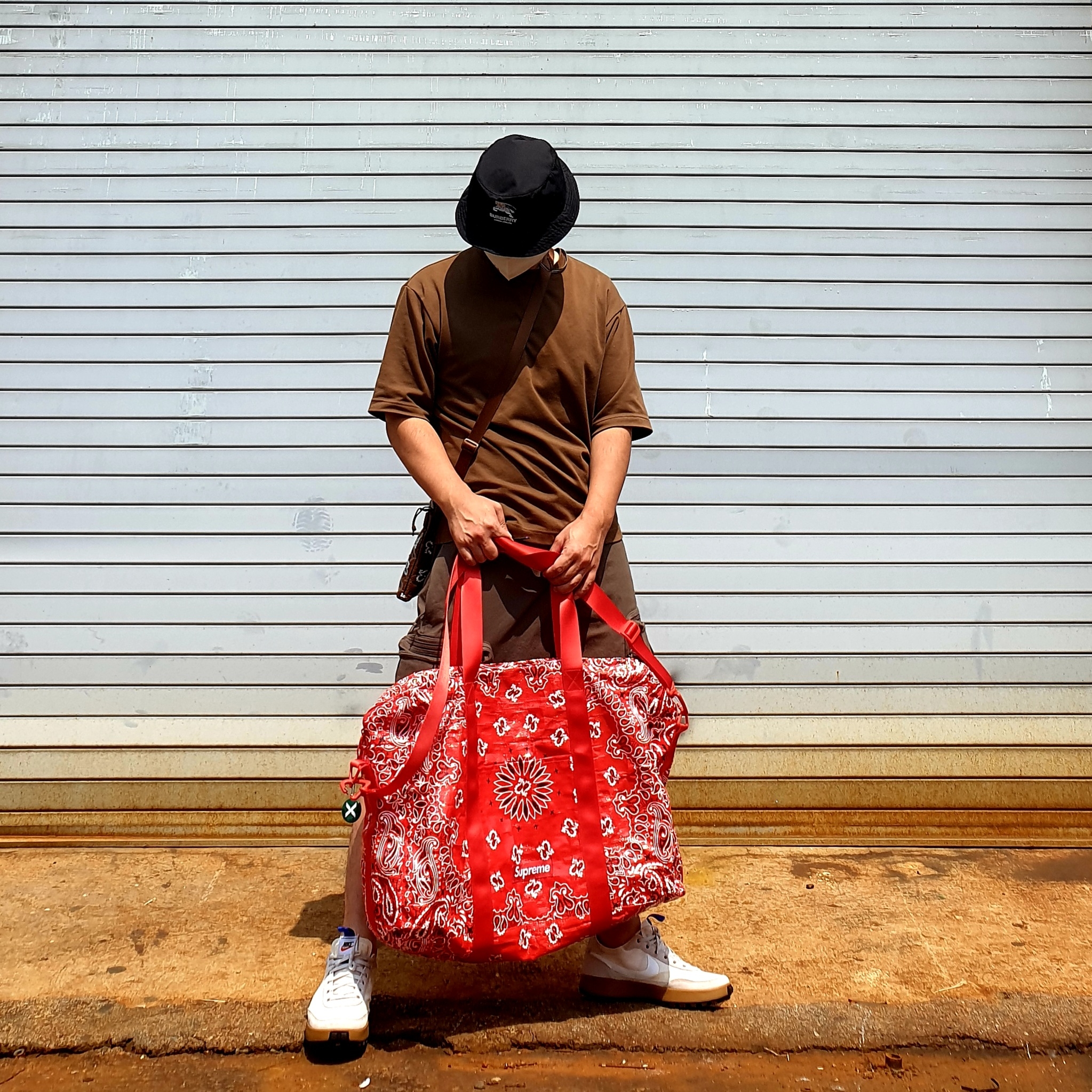 Nike x Tom Sachs General Purpose Shoe Light Cream, Nike ACG Cargo Shorts Ironstone - Asia 착용 스타일