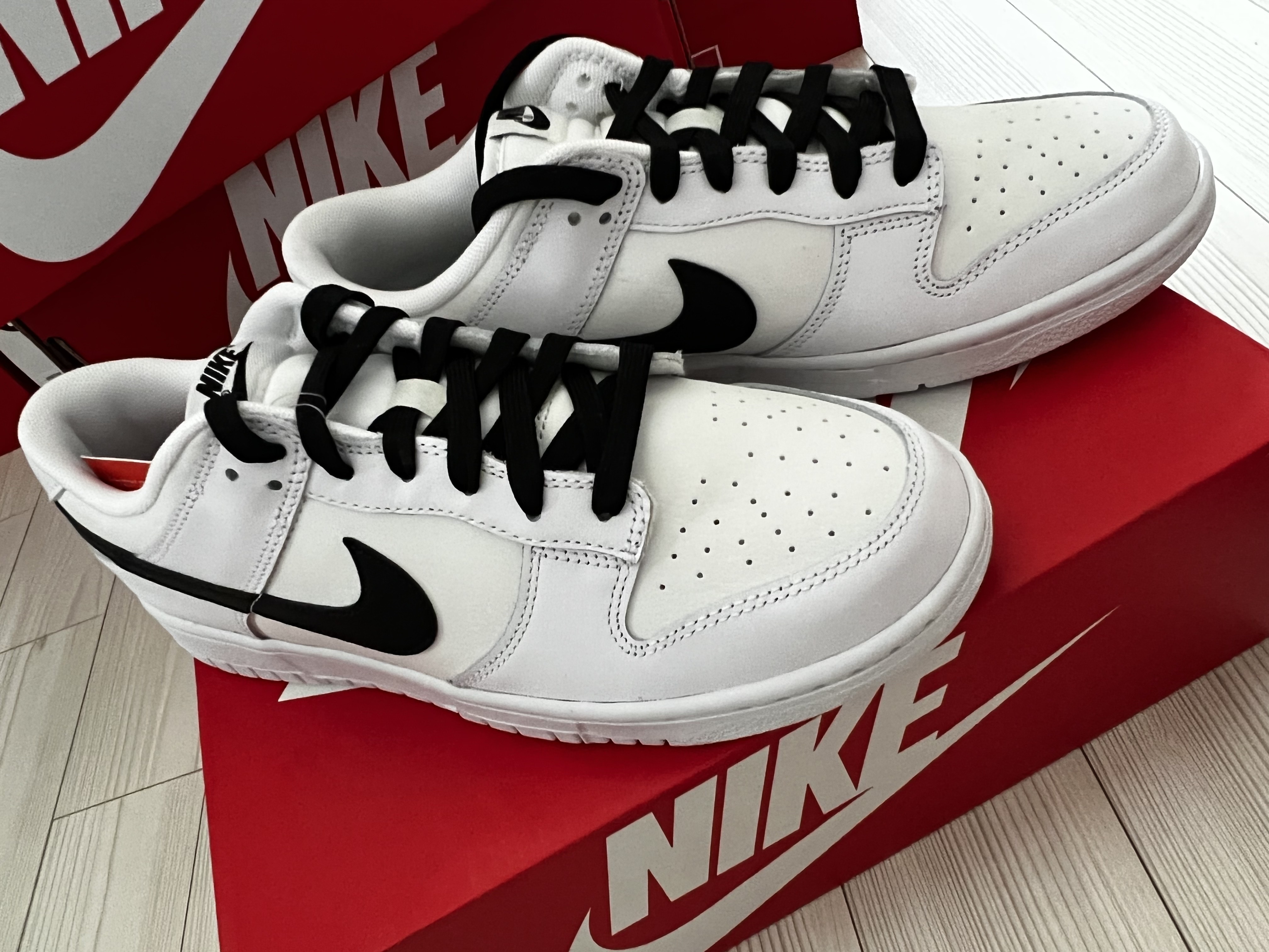 Nike Dunk Low Retro Summit White 착용 스타일 - 1