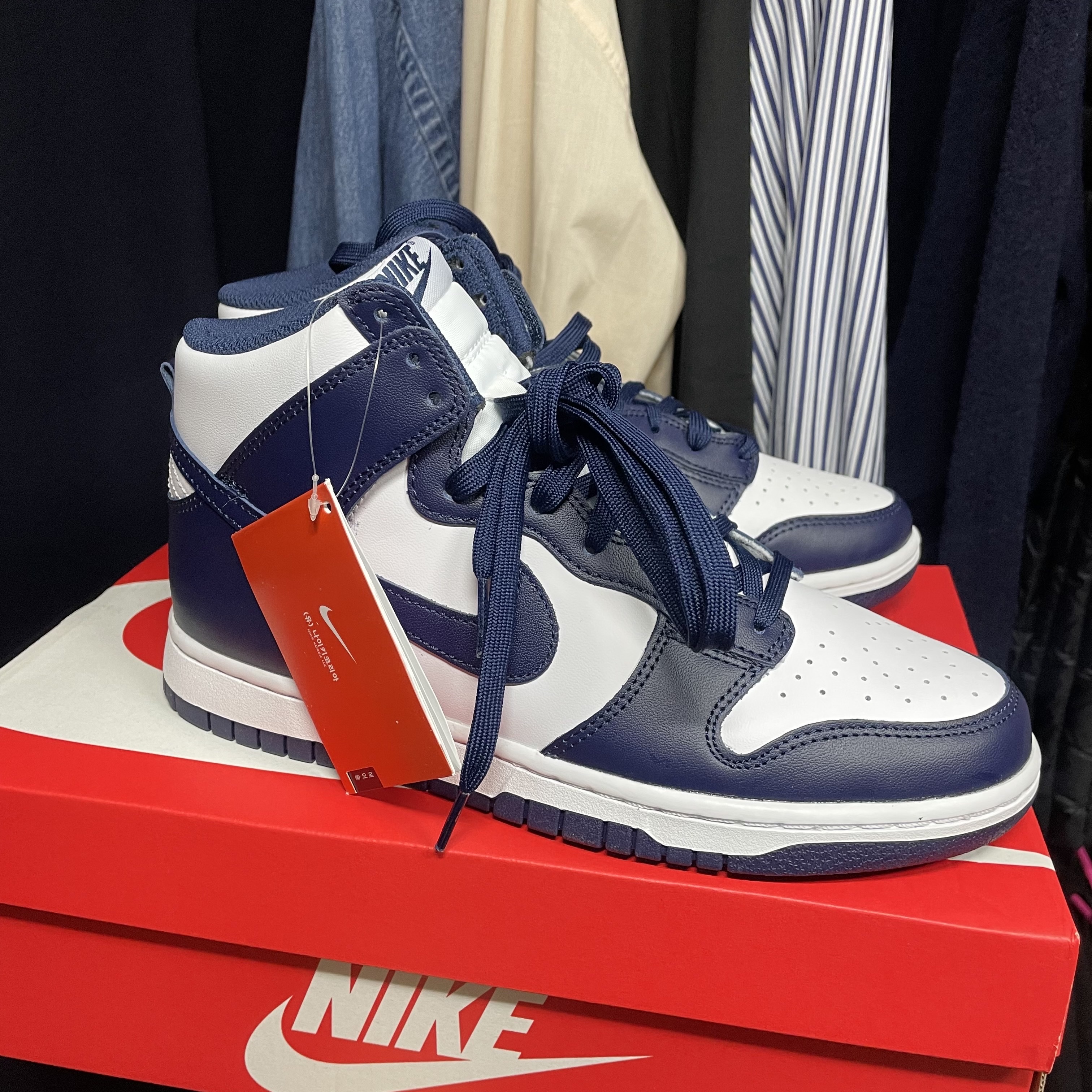 Nike Dunk High Retro Championship Navy 착용 스타일