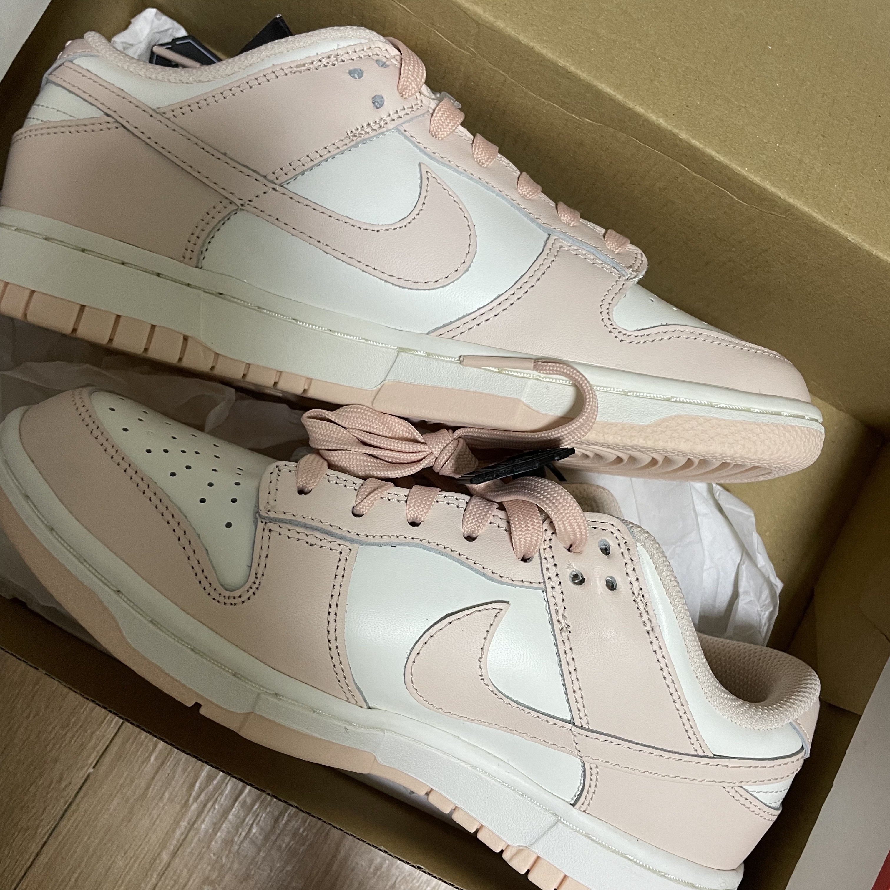 (W) Nike Dunk Low Orange Pearl 착용 스타일 - 2