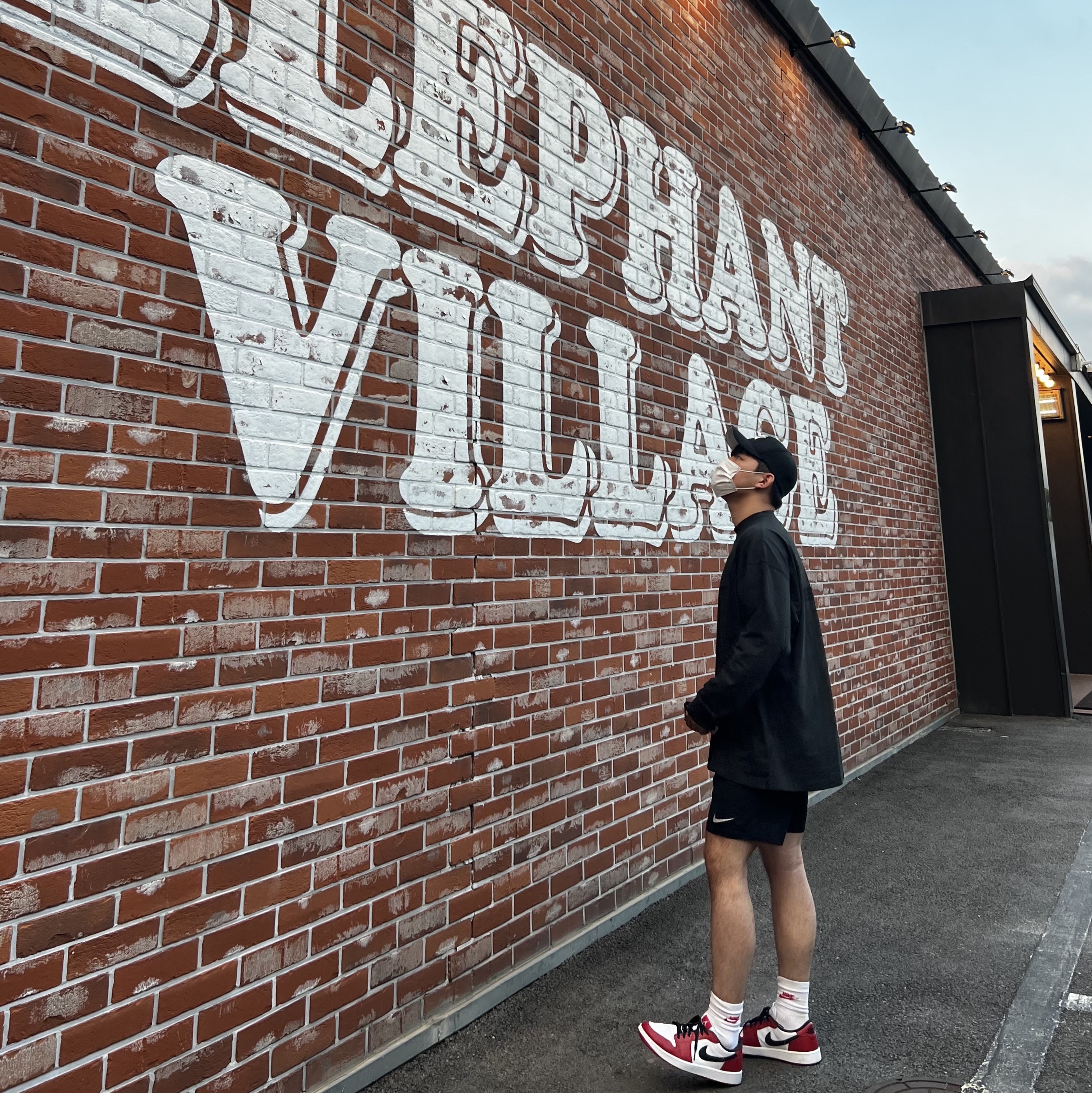 Jordan 1 Low Golf Chicago, Essentials The Core Collection Long Sleeve T-Shirt Stretch Limo 착용 스타일