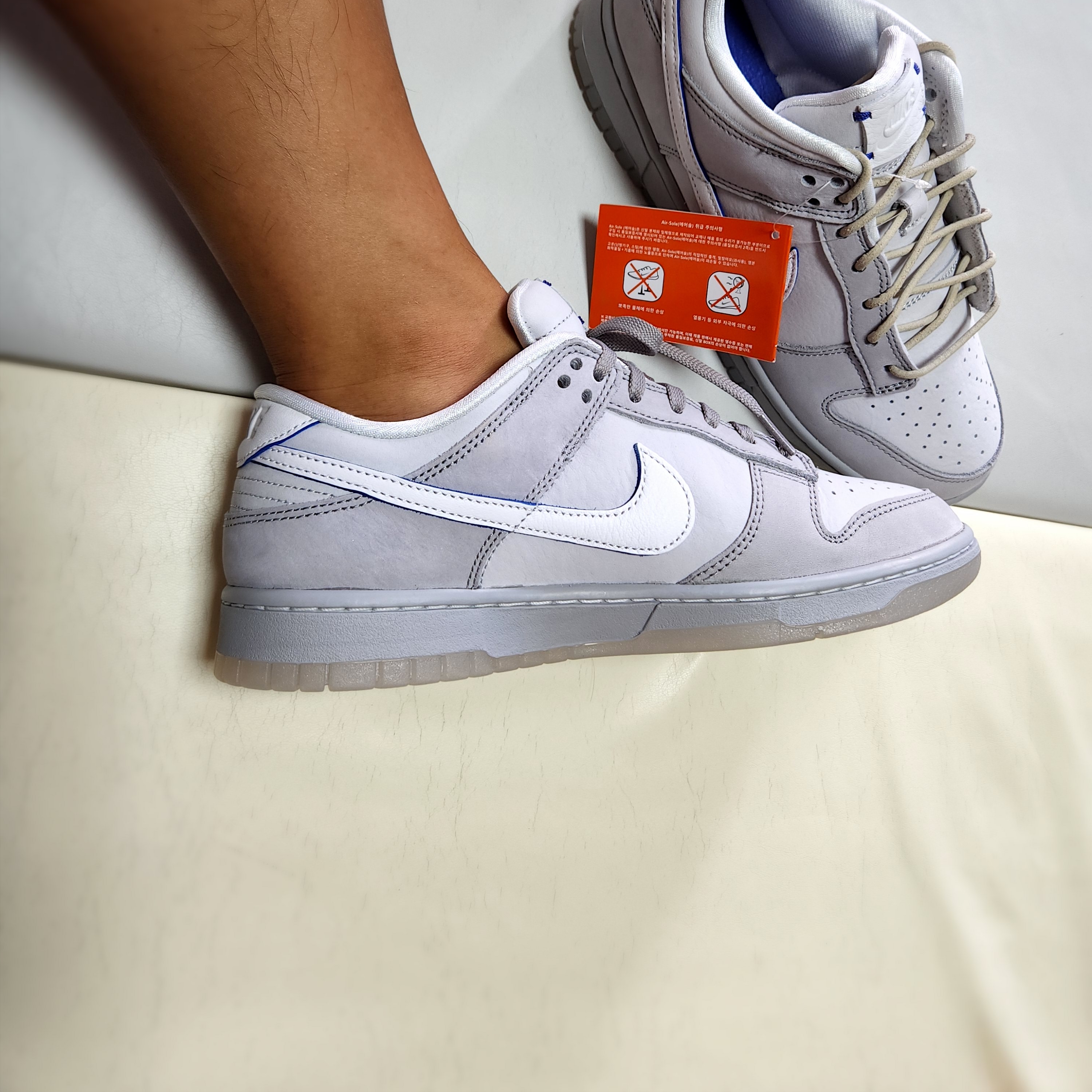 Nike Dunk Low Wolf Grey and Pure Platinum 착용 스타일 - 4