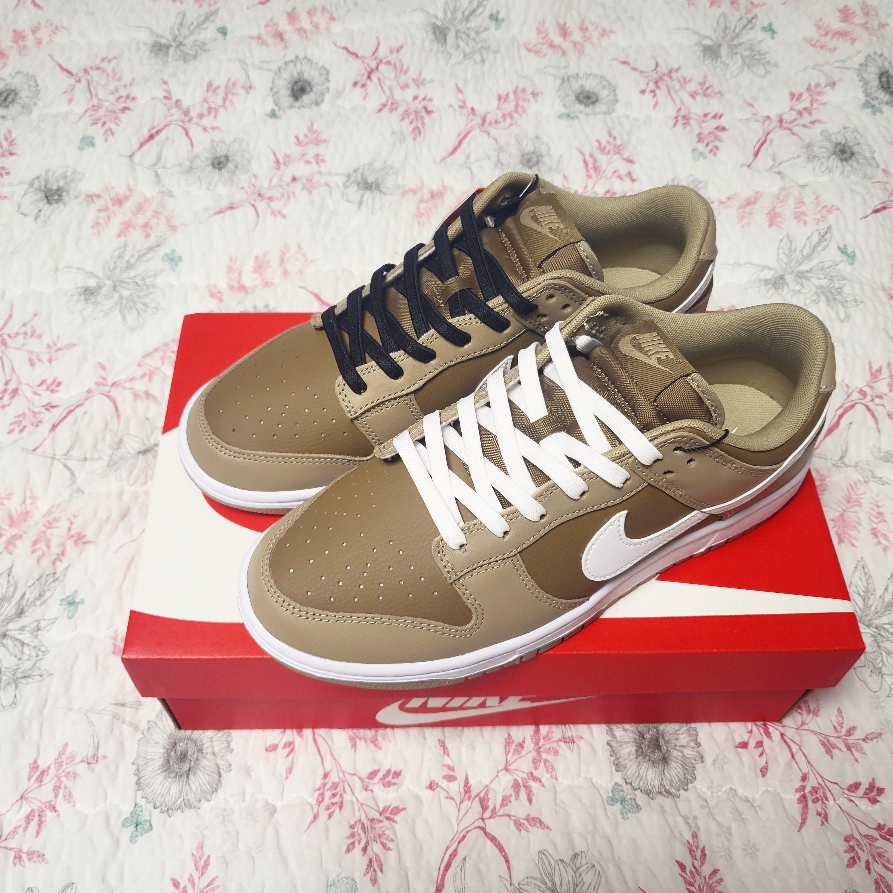 Nike Dunk Low Retro Khaki Hazel Rush 착용 스타일