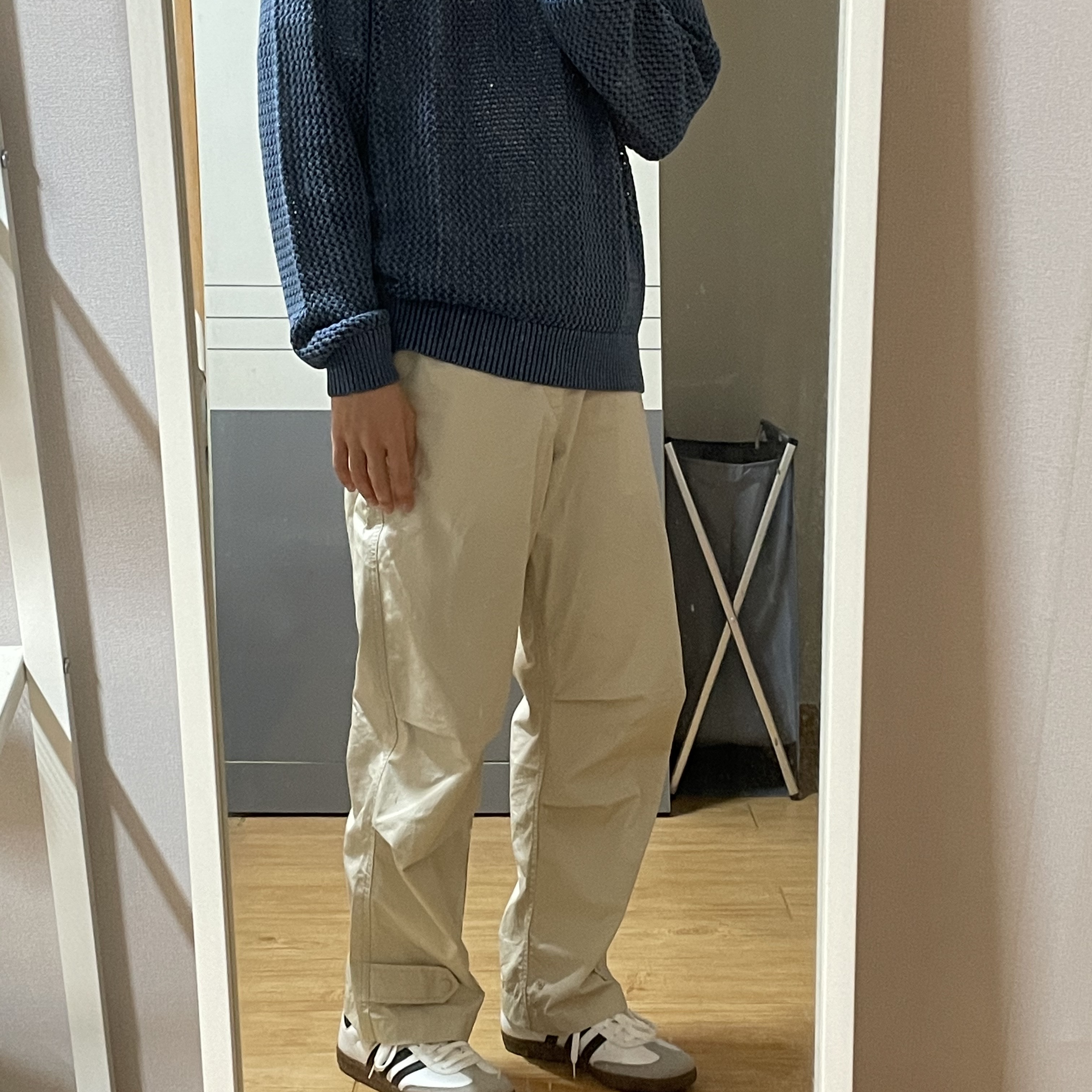 Adidas Samba Vegan White Black, Stussy Pigment Dyed Loose Gauge Sweater Seafoam 착용 스타일